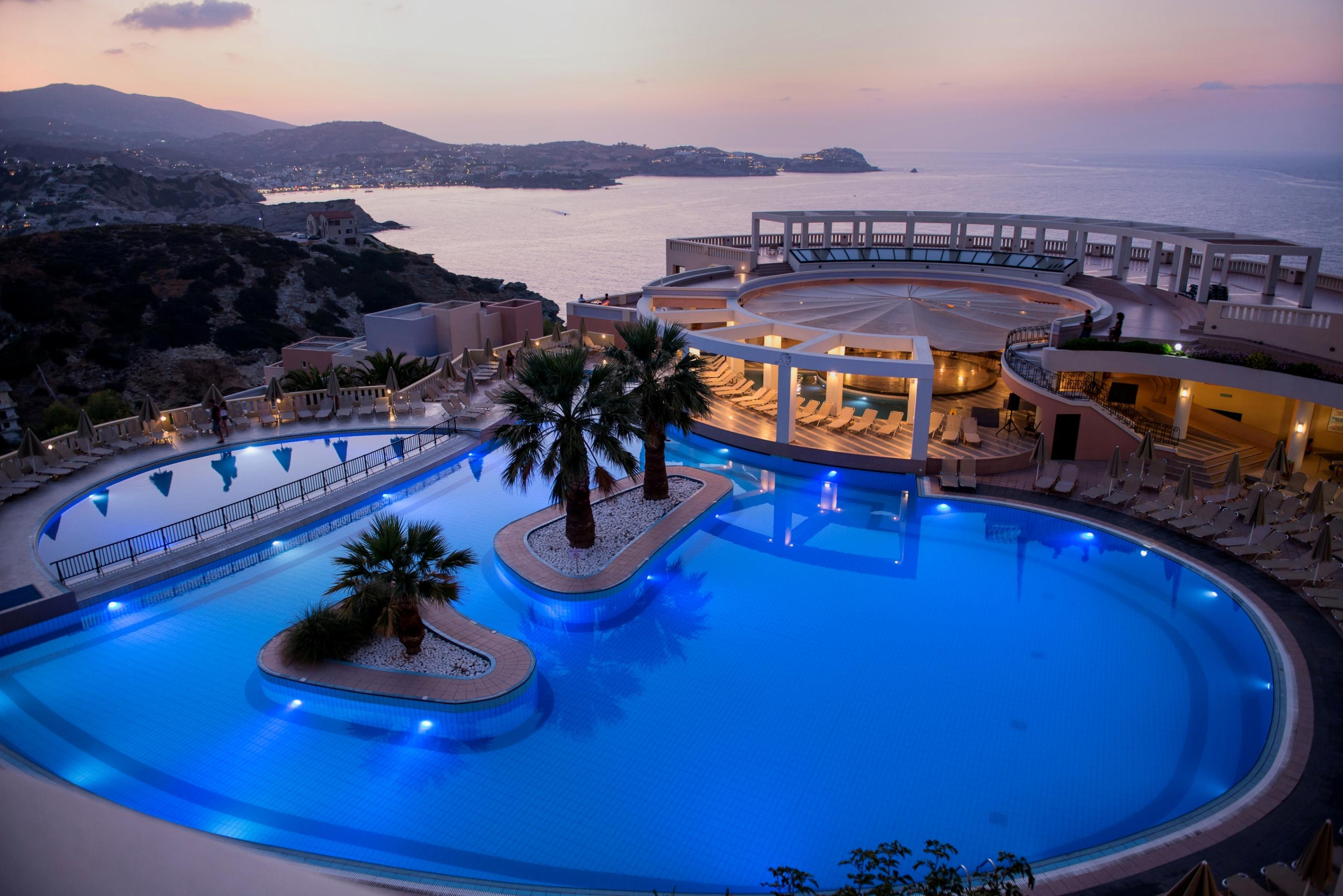 Athina Palace & 5* Agia Pelagia (Crete)