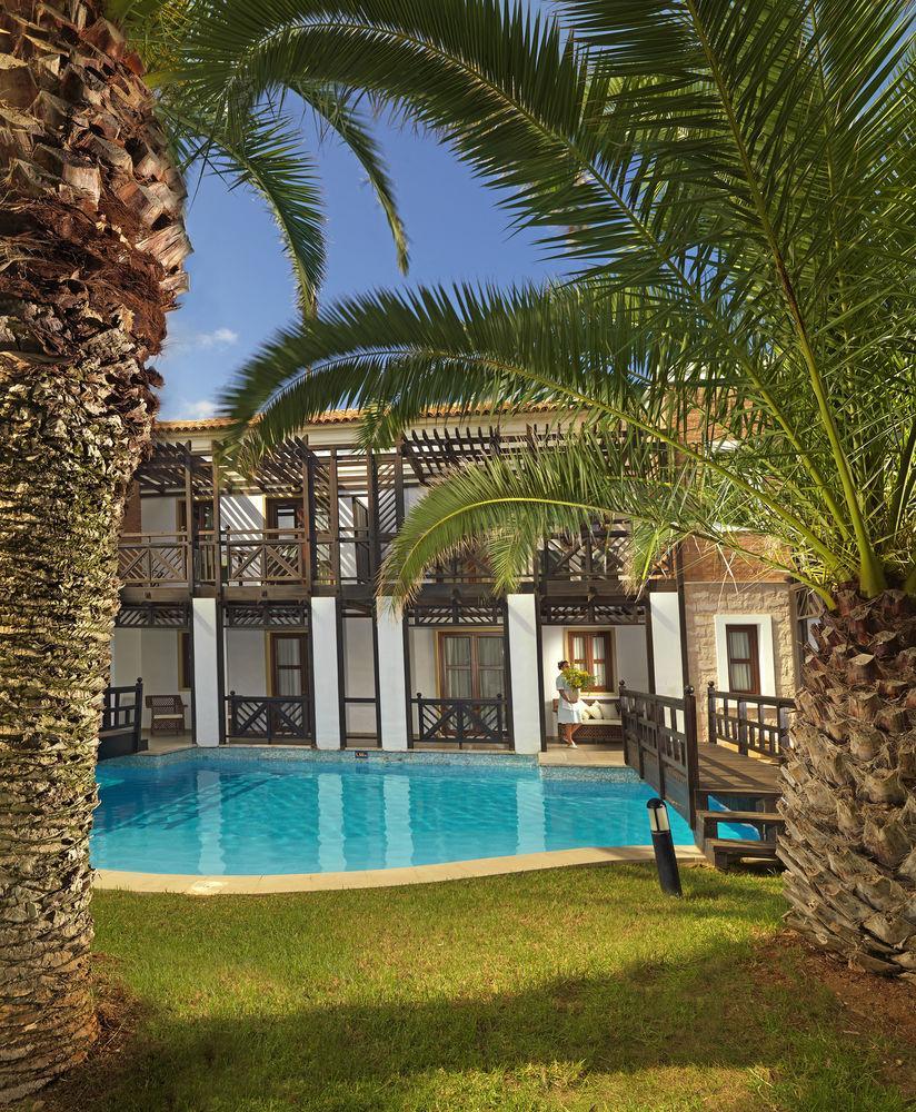 Resort Mitsis Royal Mare