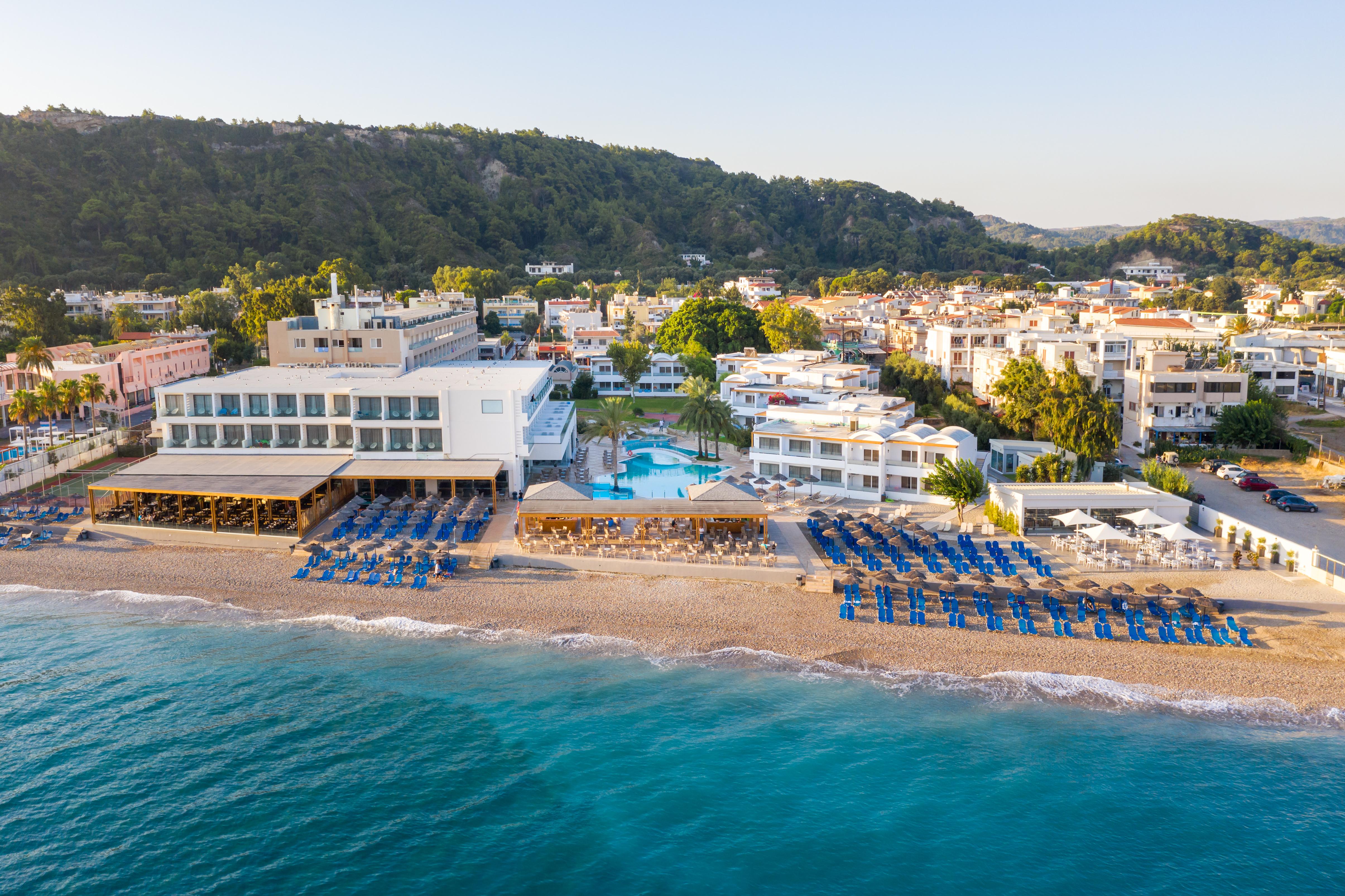 Avra Beach Hotel