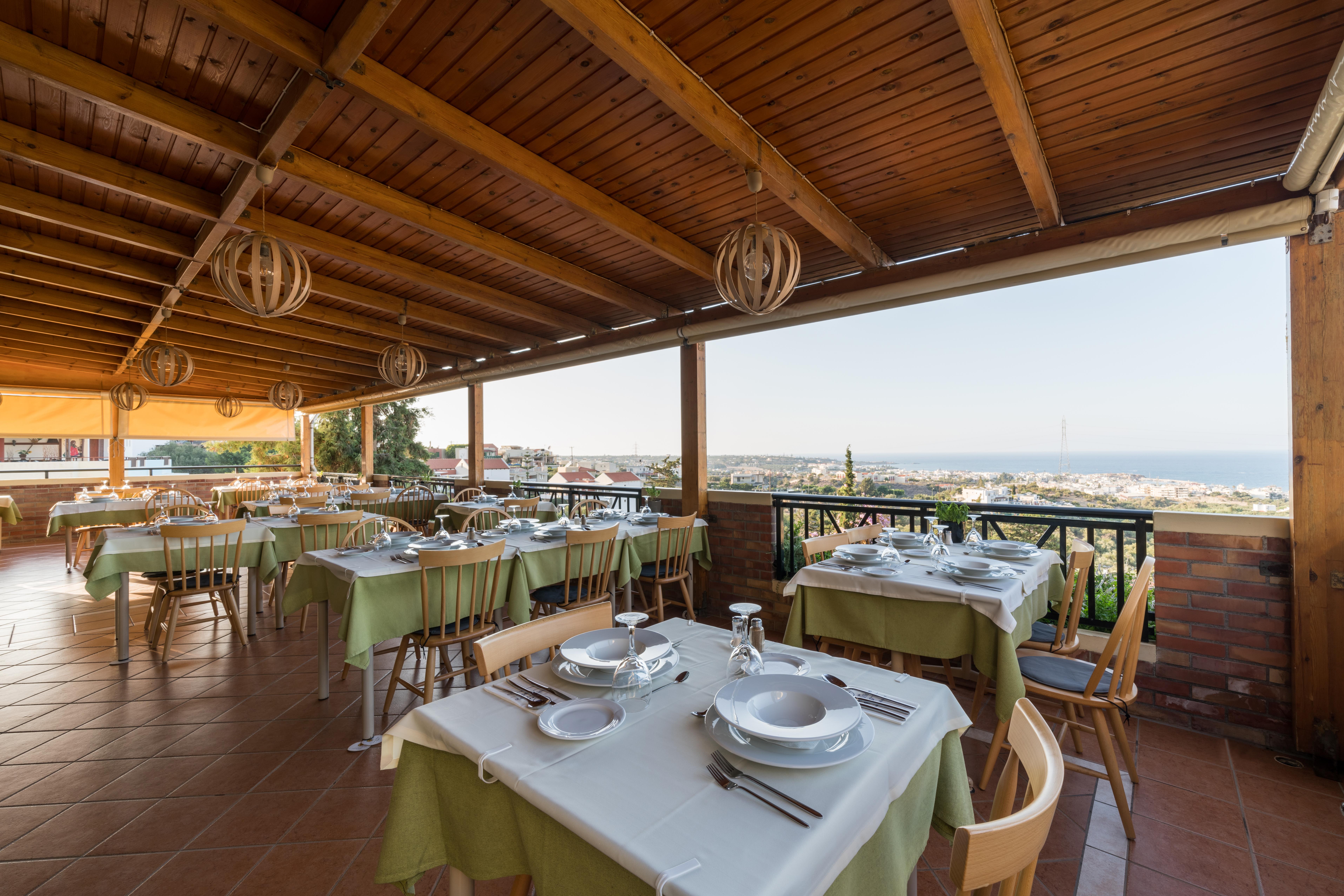 Aparthotel Asterias Village Hersonissos (Crete)