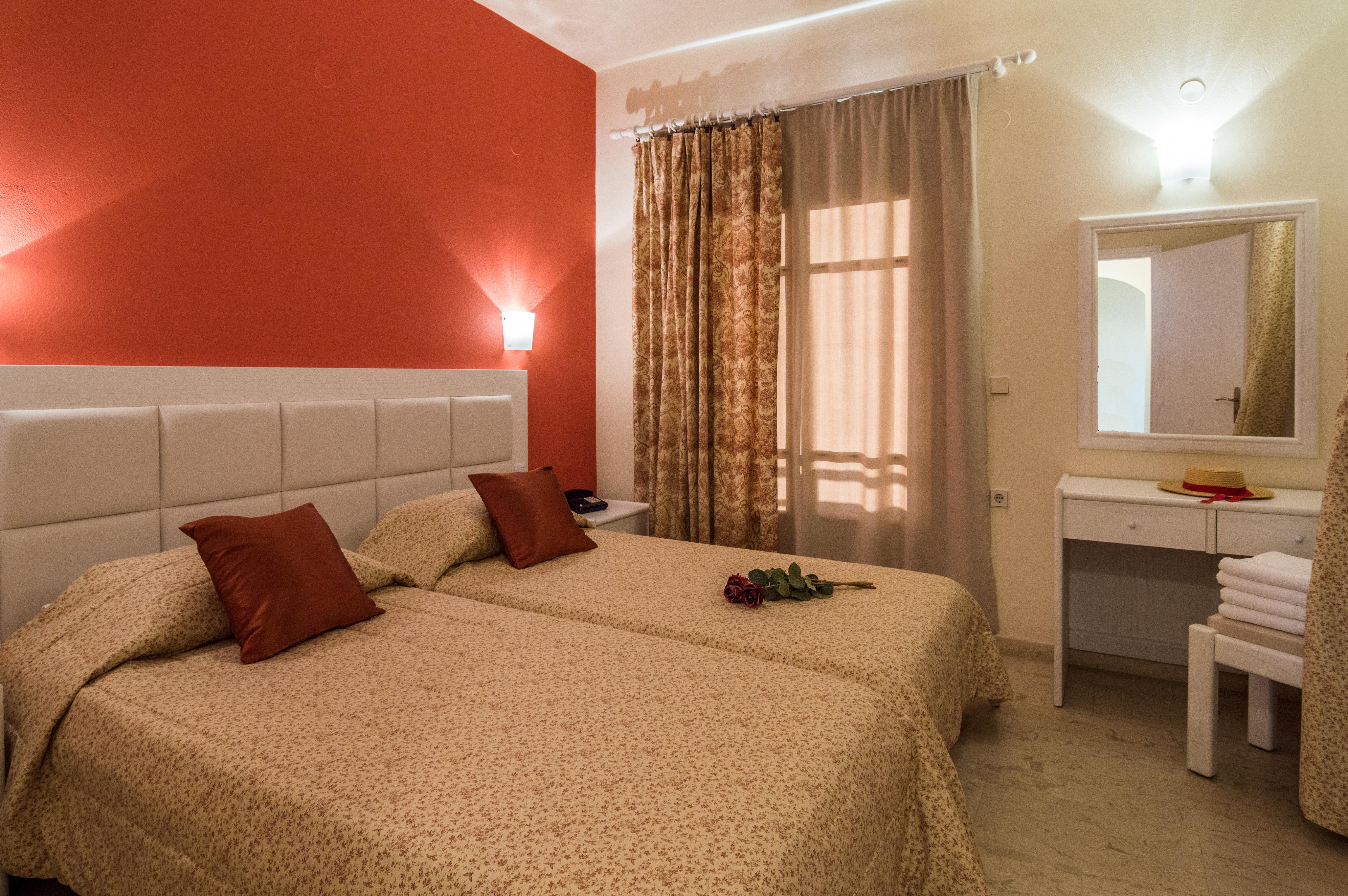 Aparthotel Manolis