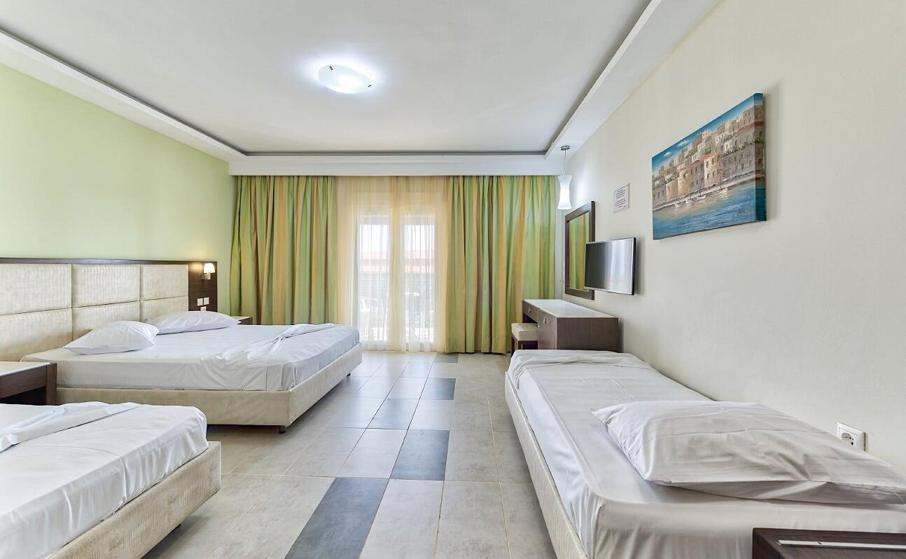 Hotel Majestic & Laganas
