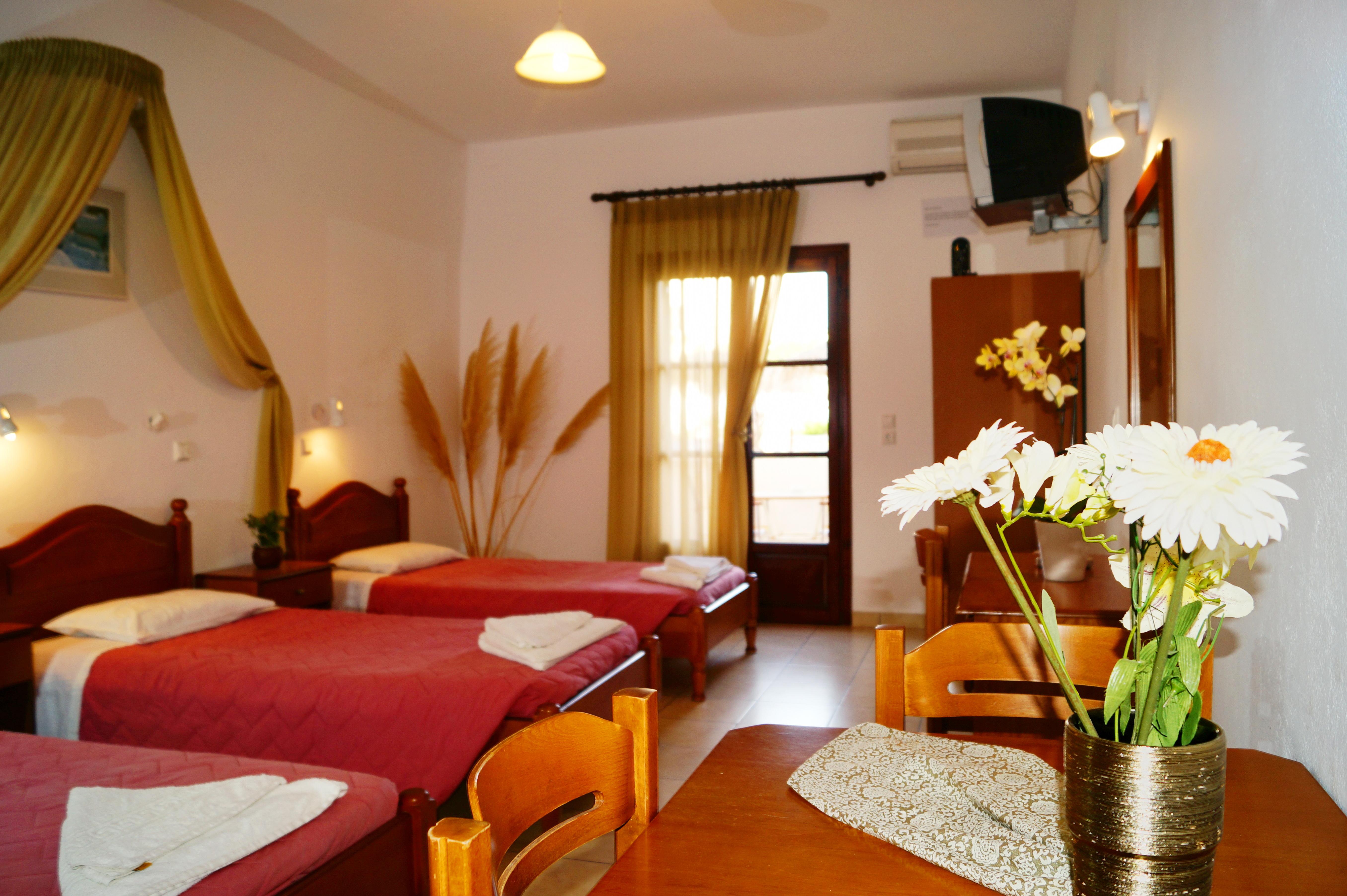 Angira 3* Kamari (Santorini)