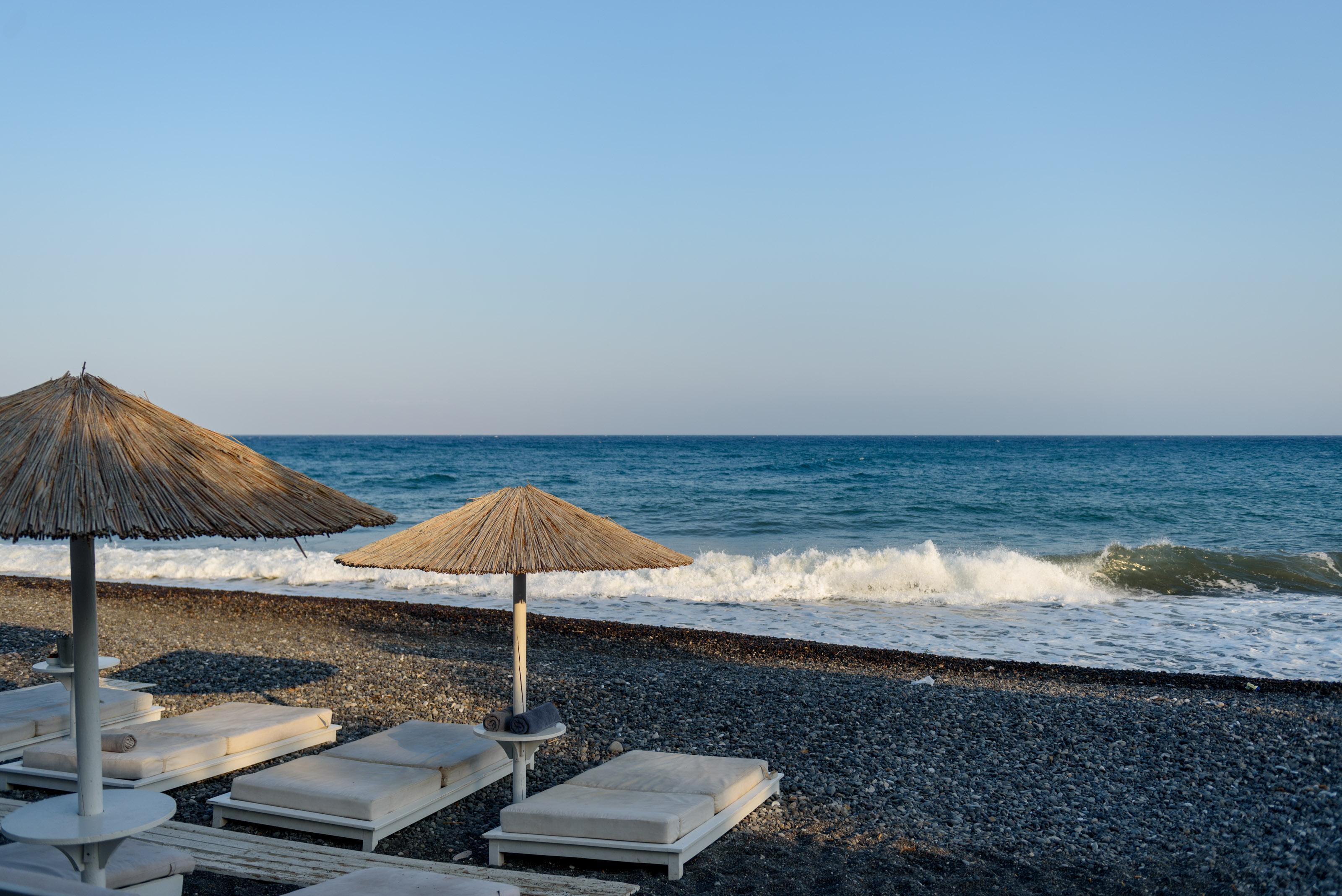 Alesahne Hotel Kamari (Santorini)