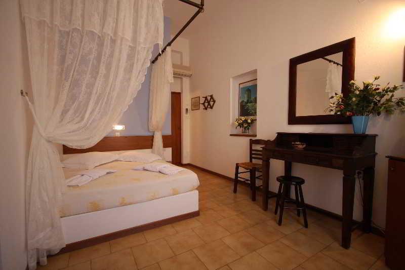 Kalimera Hotel