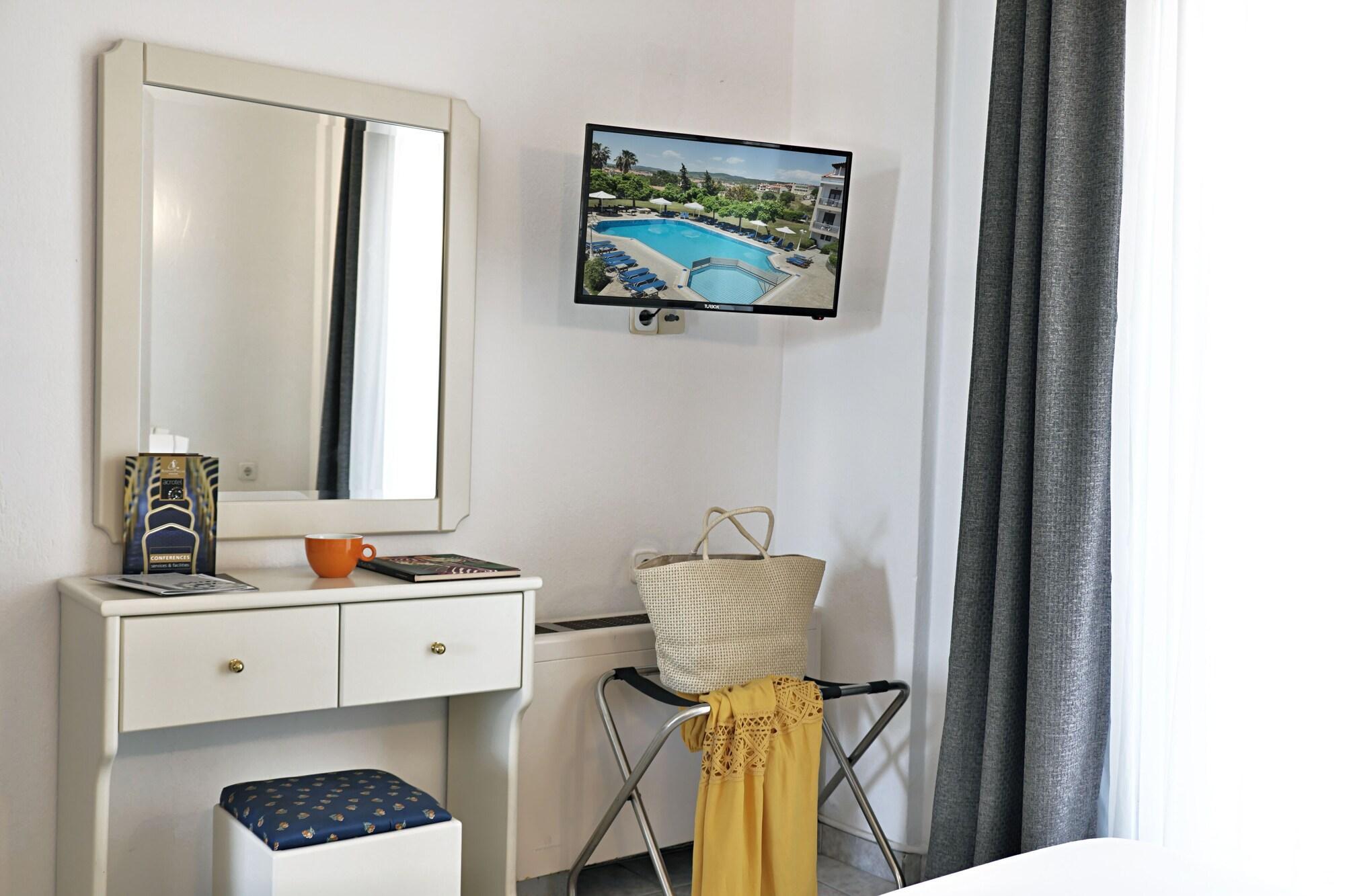 Hotel Acrotel Lily Ann Village 3*
