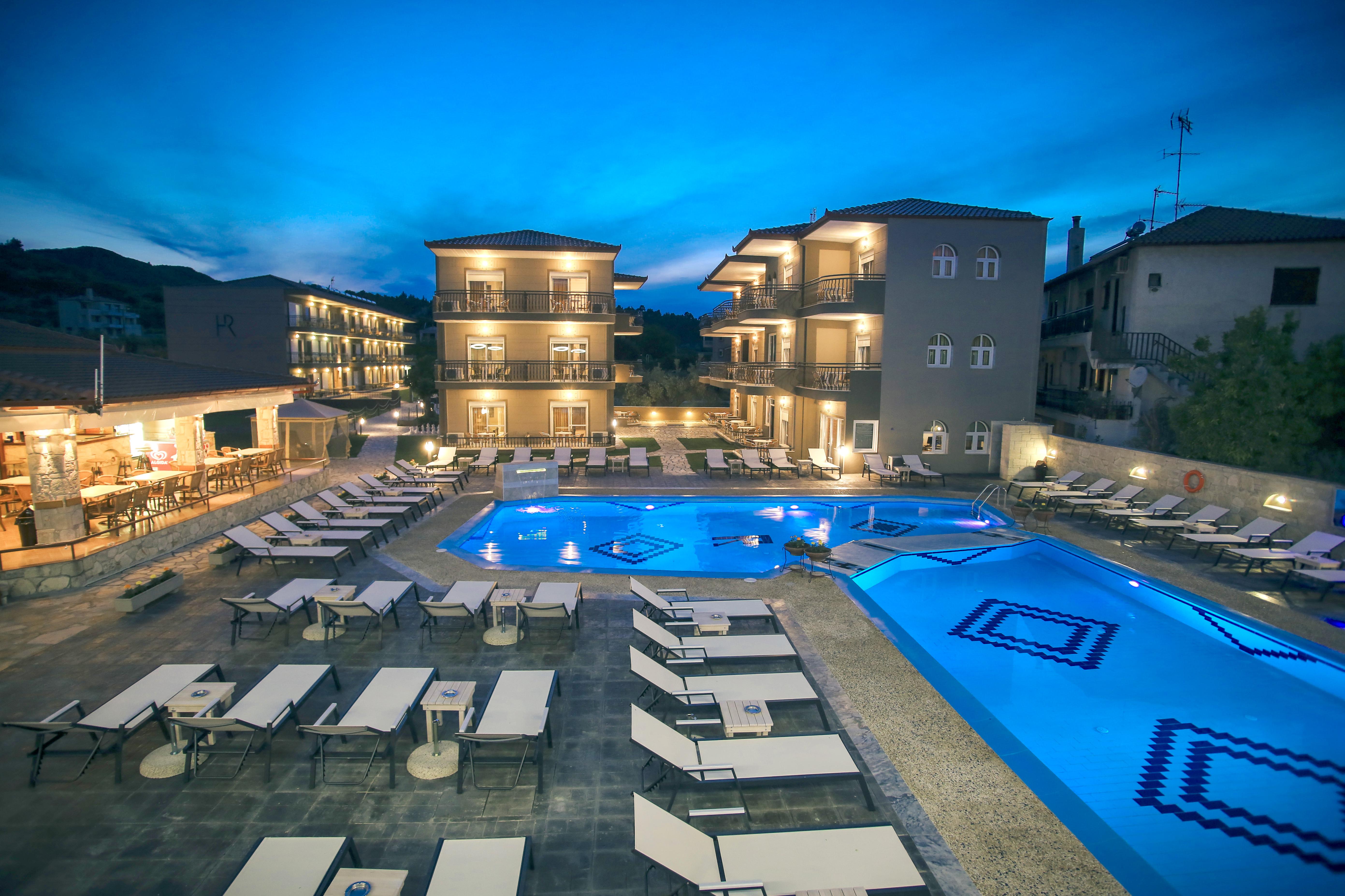 Royal And Aparthotel 4*