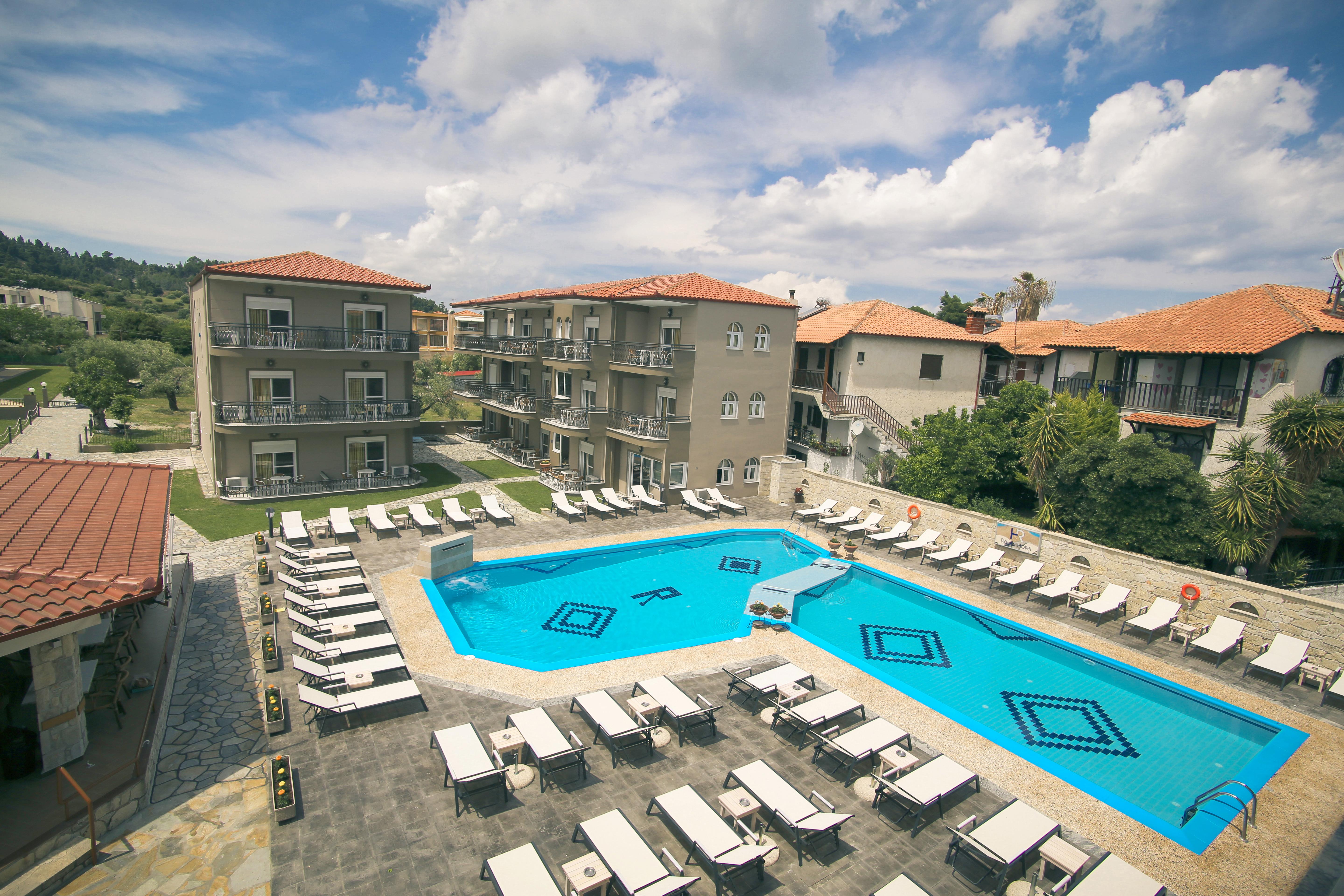 Royal And Aparthotel