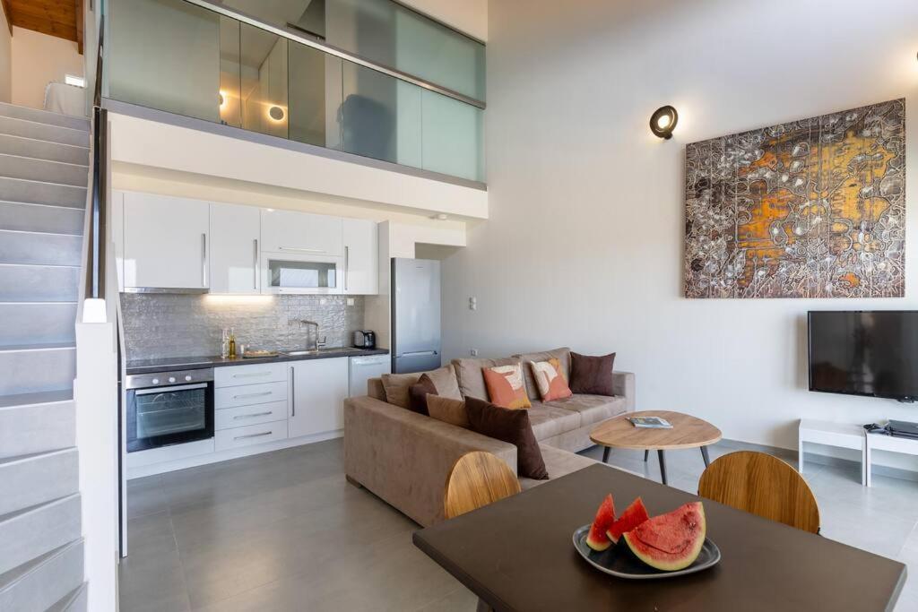 Holiday home Sofia Suite, A Seafront Hideaway ! Panormos (Crete)