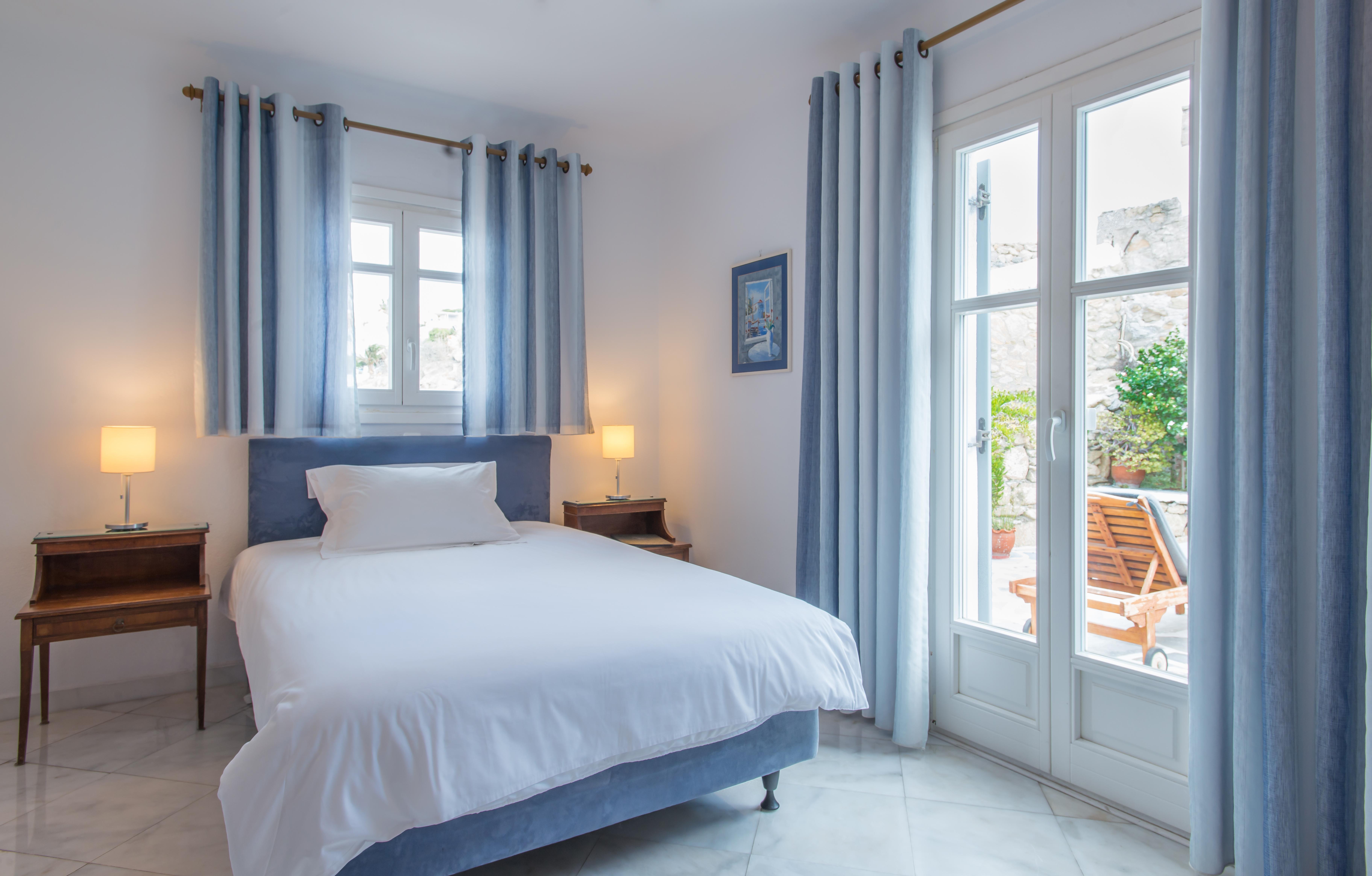 Adonis 4* Mykonos Town