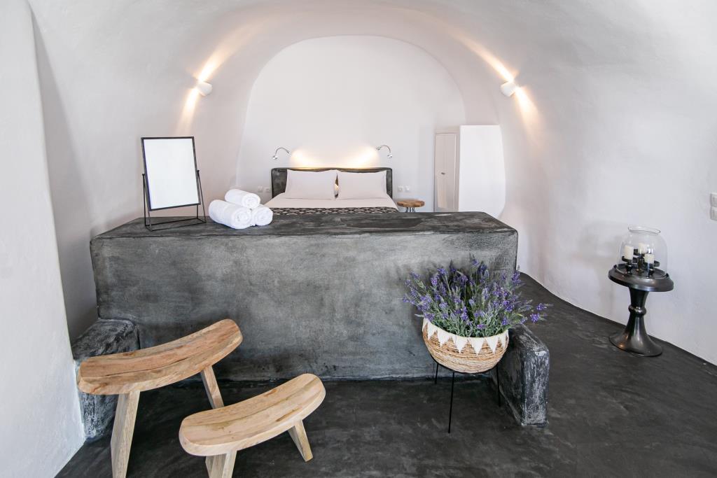 Elysian Santorini 3*