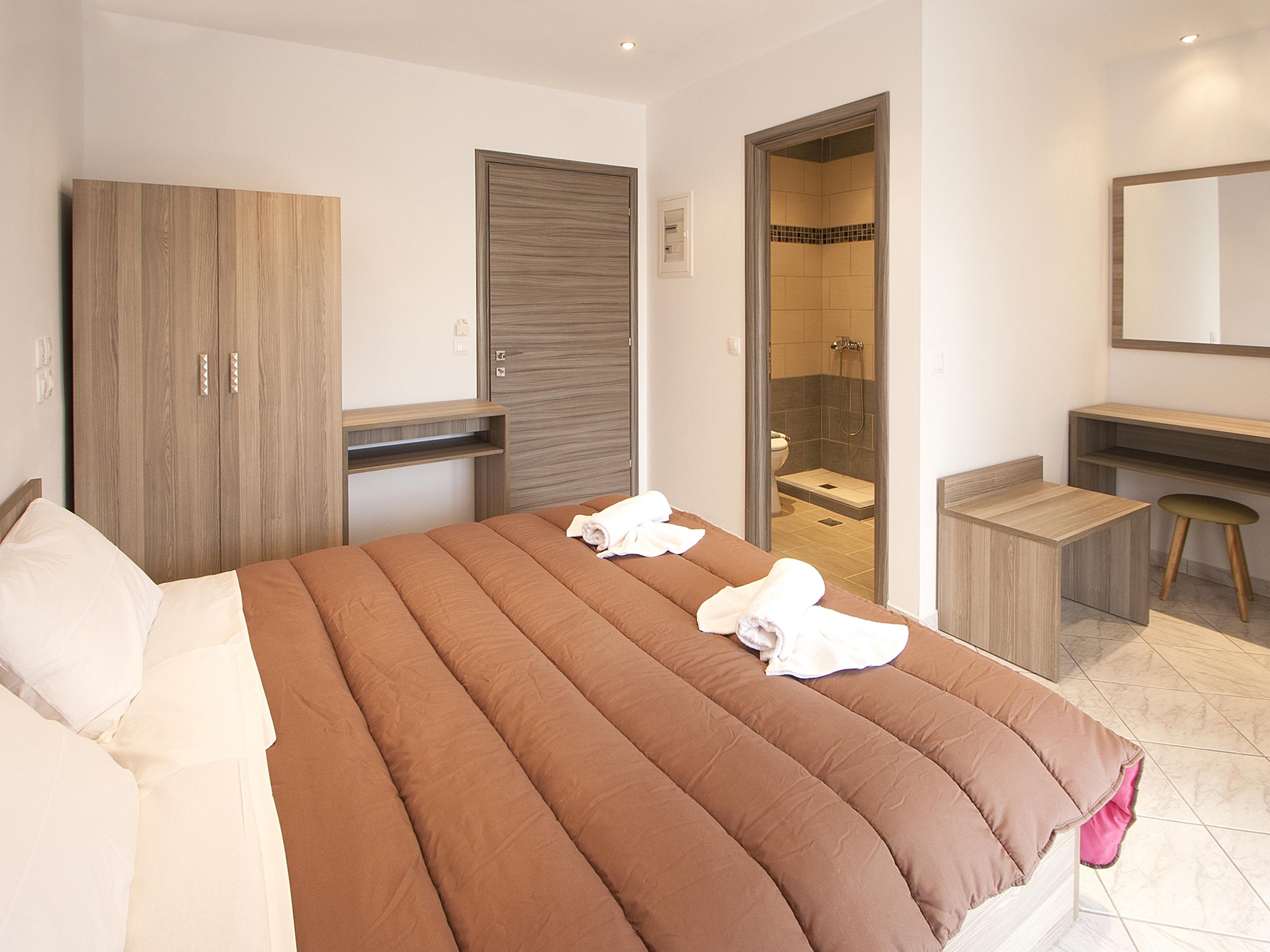 Avocado Guest house Skiathos Town