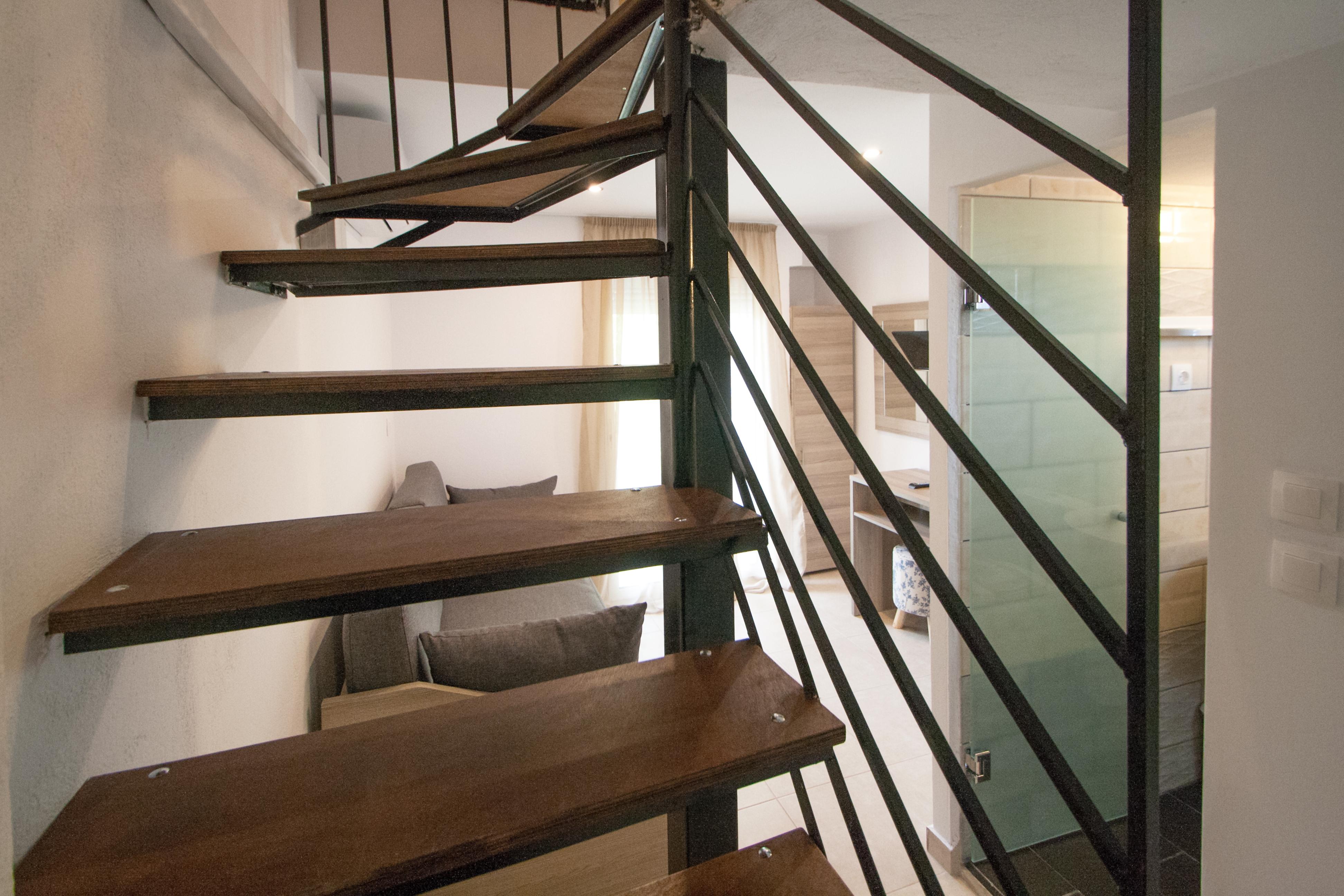 Guest house Avocado Skiathos Town