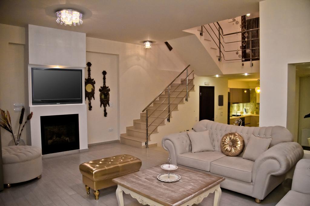 Sea View Beachfront Maria Villa *