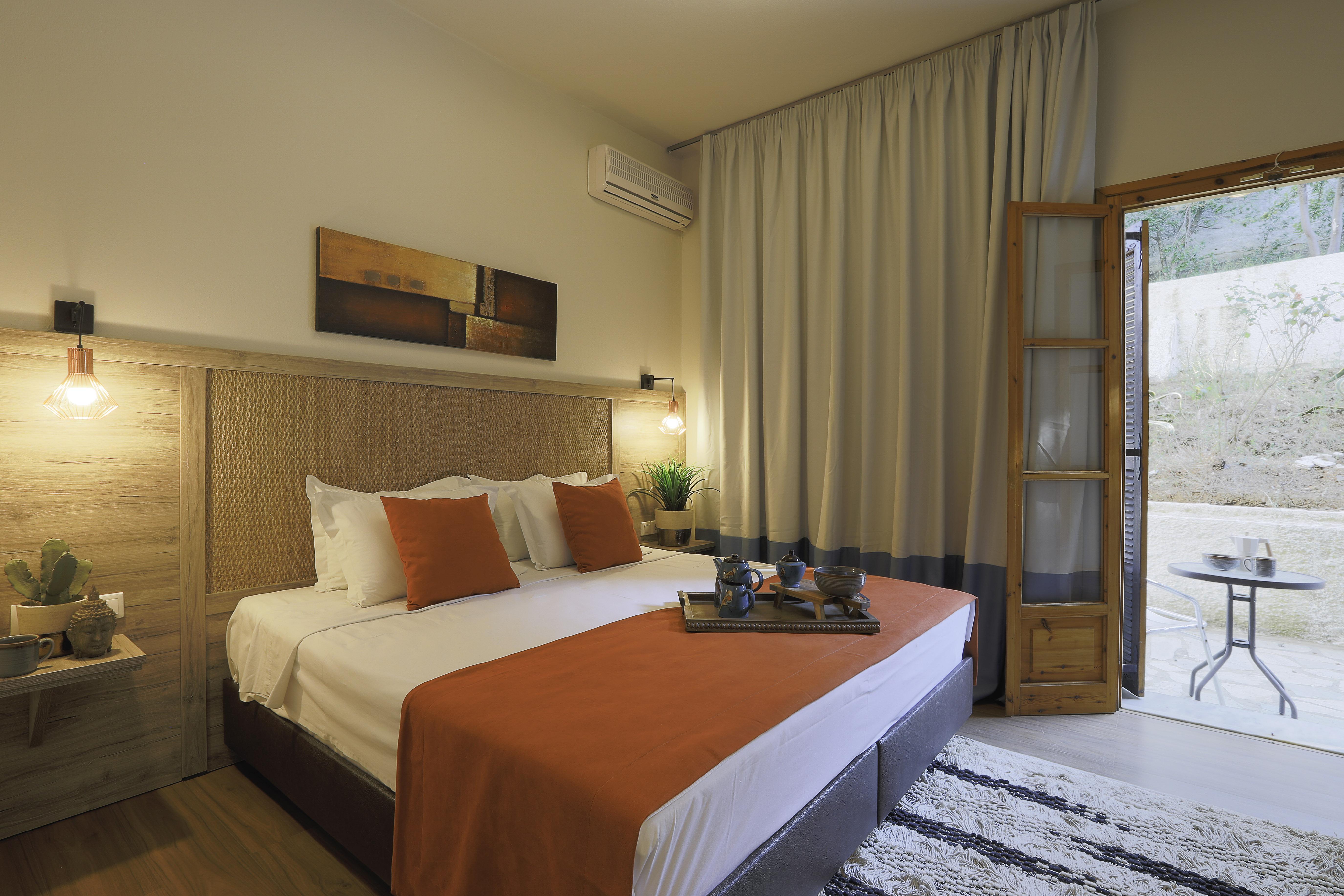 Avaton Hotel, Philian & Hotel 4*