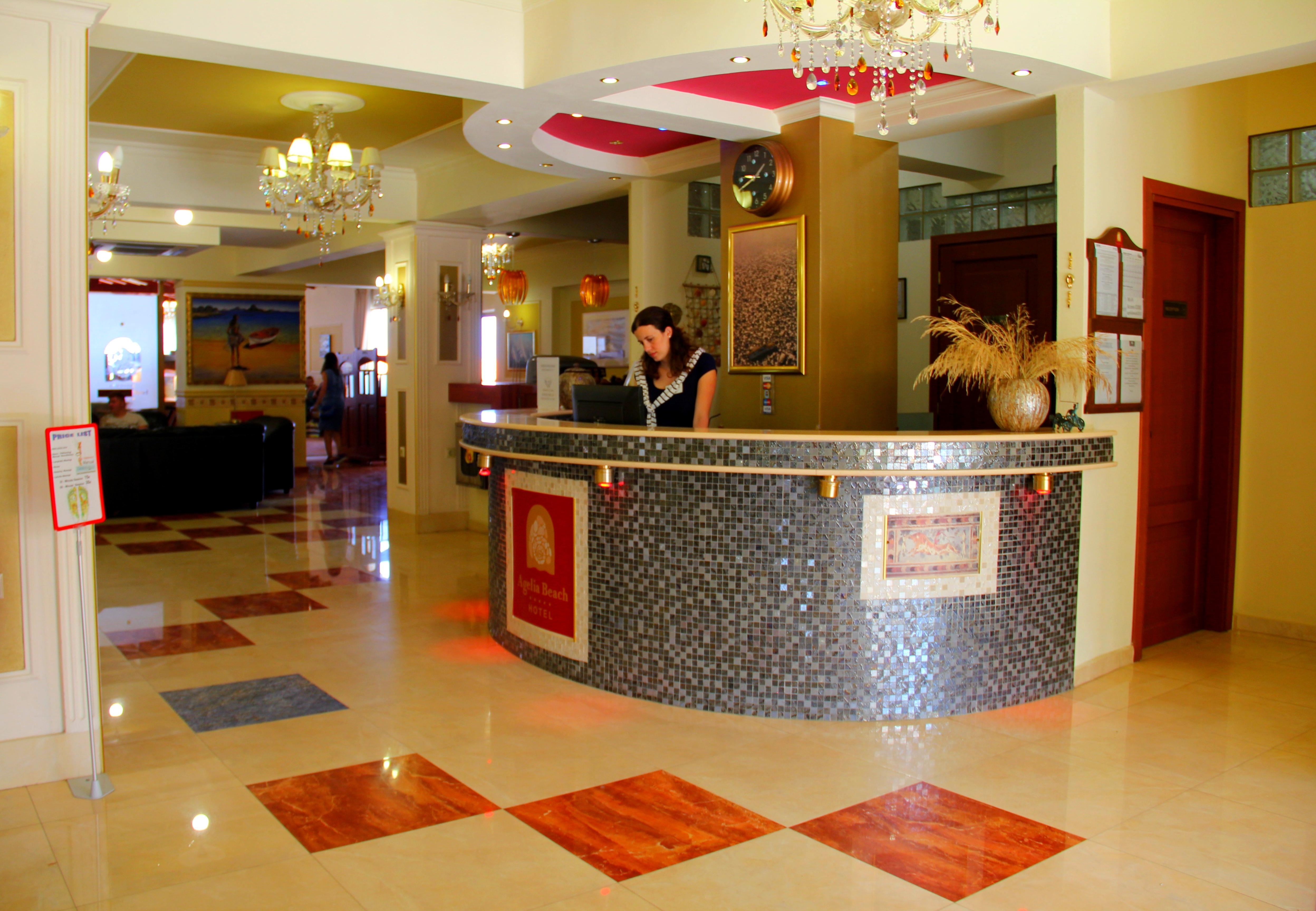 White Olive Elite Rethymno 5*