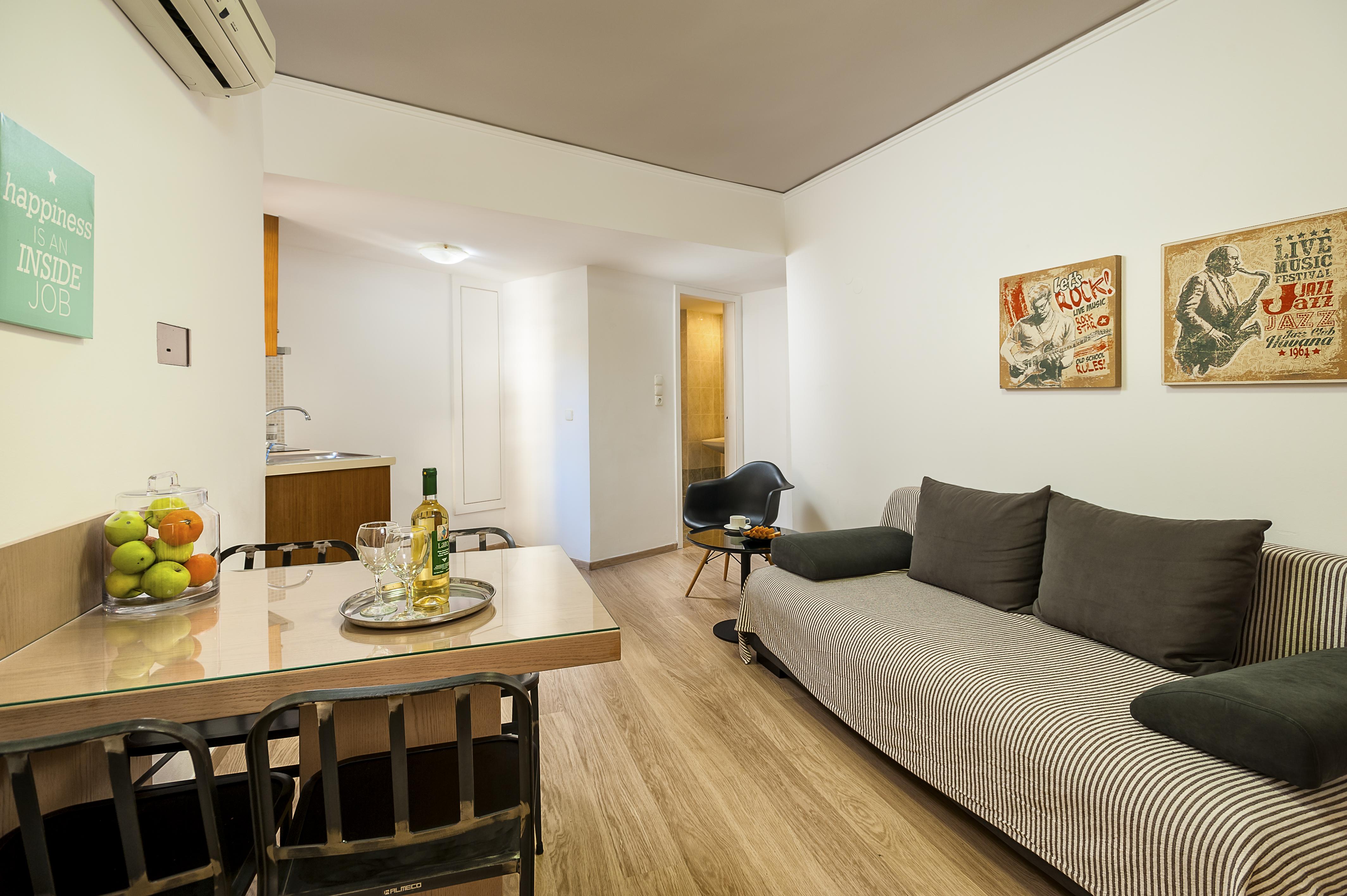 Aparthotel Elina 3*