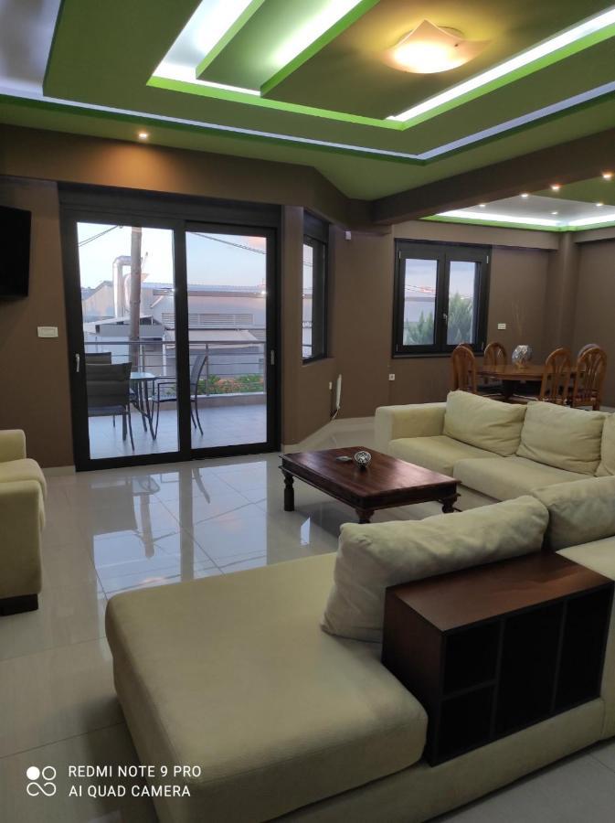 Christos House Apartment *