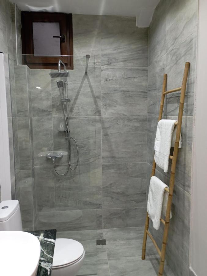 Stonehouse & Casa Al Sole E Al Mare Holiday home Nea Roda