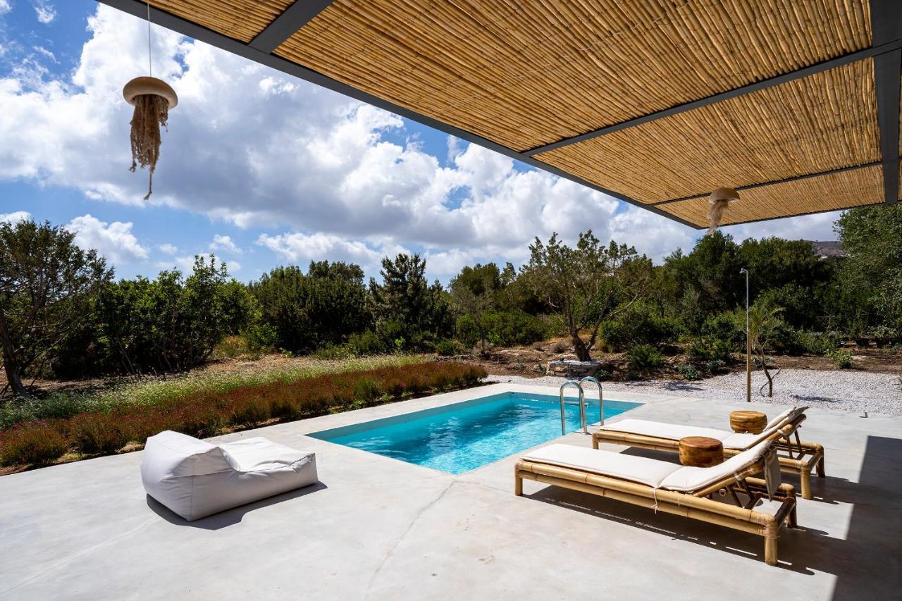 Akra Grammeno Beachfront Palaiochora