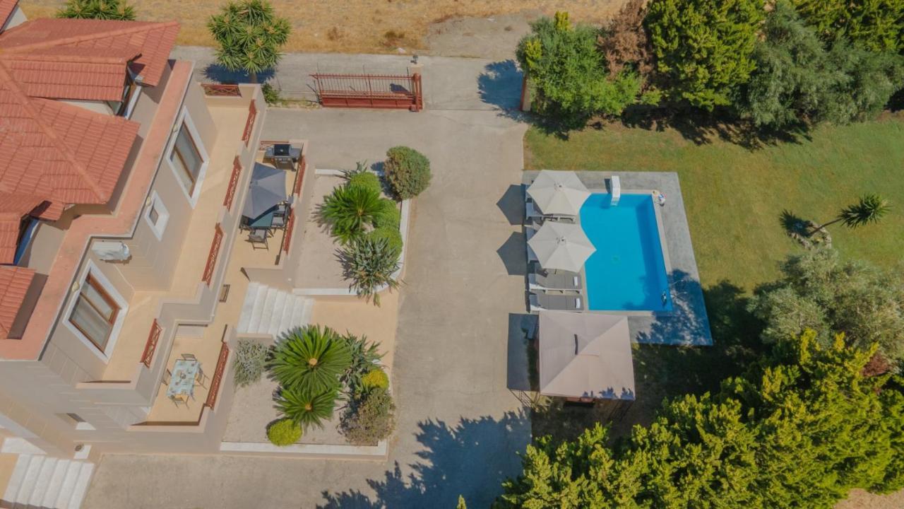 Emma's Luxury Villa Pastida