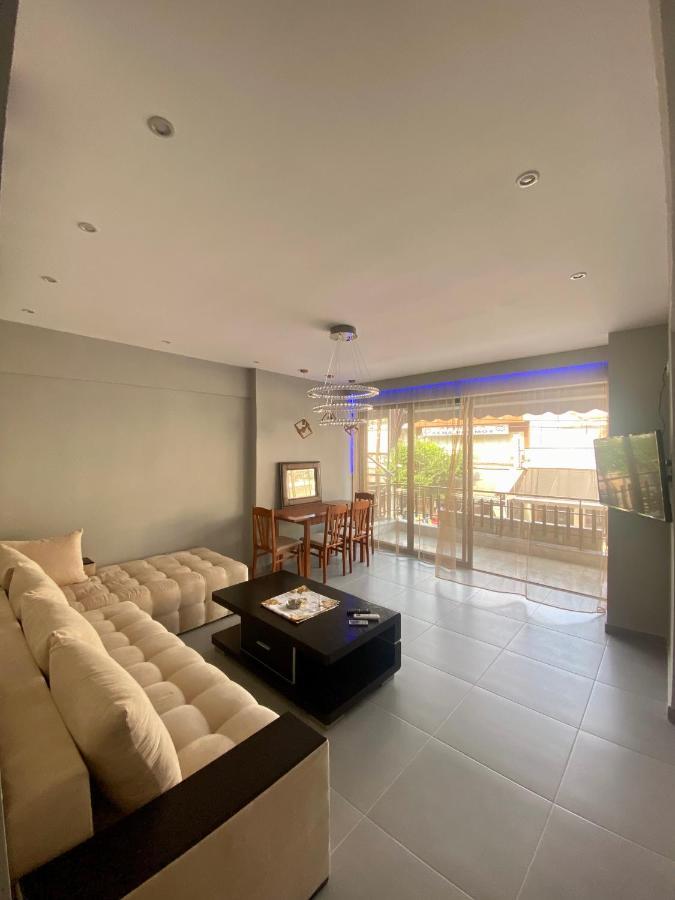 Square Family Apartment Nea Kallikrateia