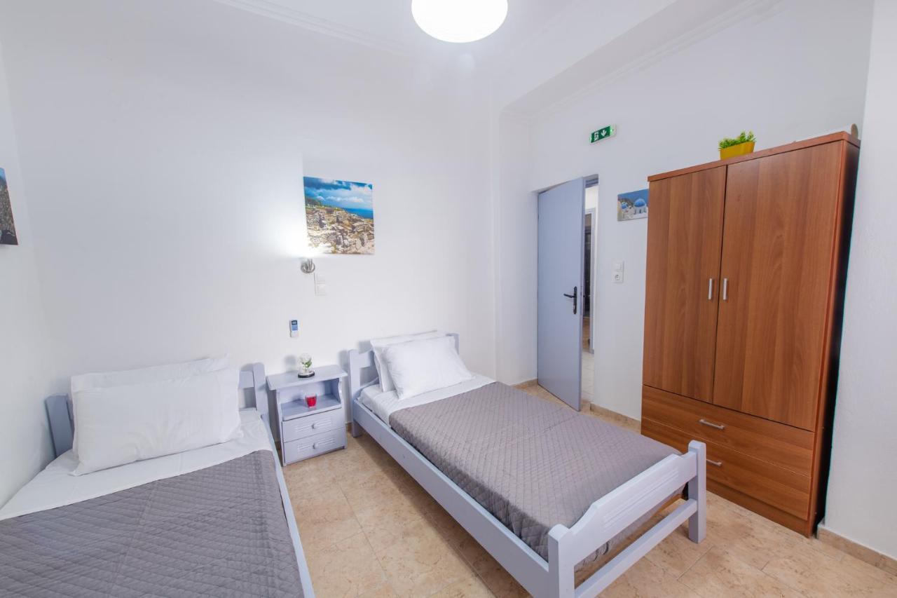 Santorininy Hotel Perissa (Santorini)