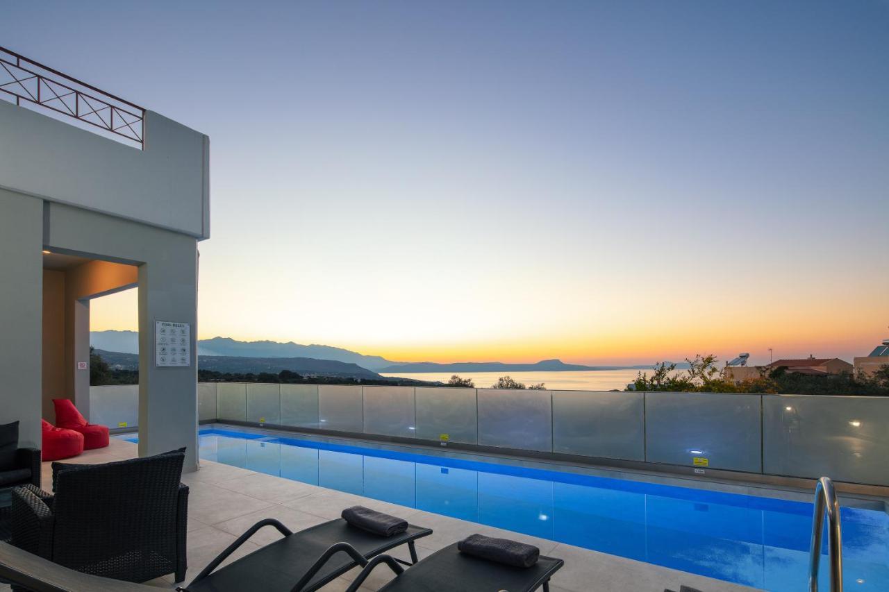 Haroupia Villa
