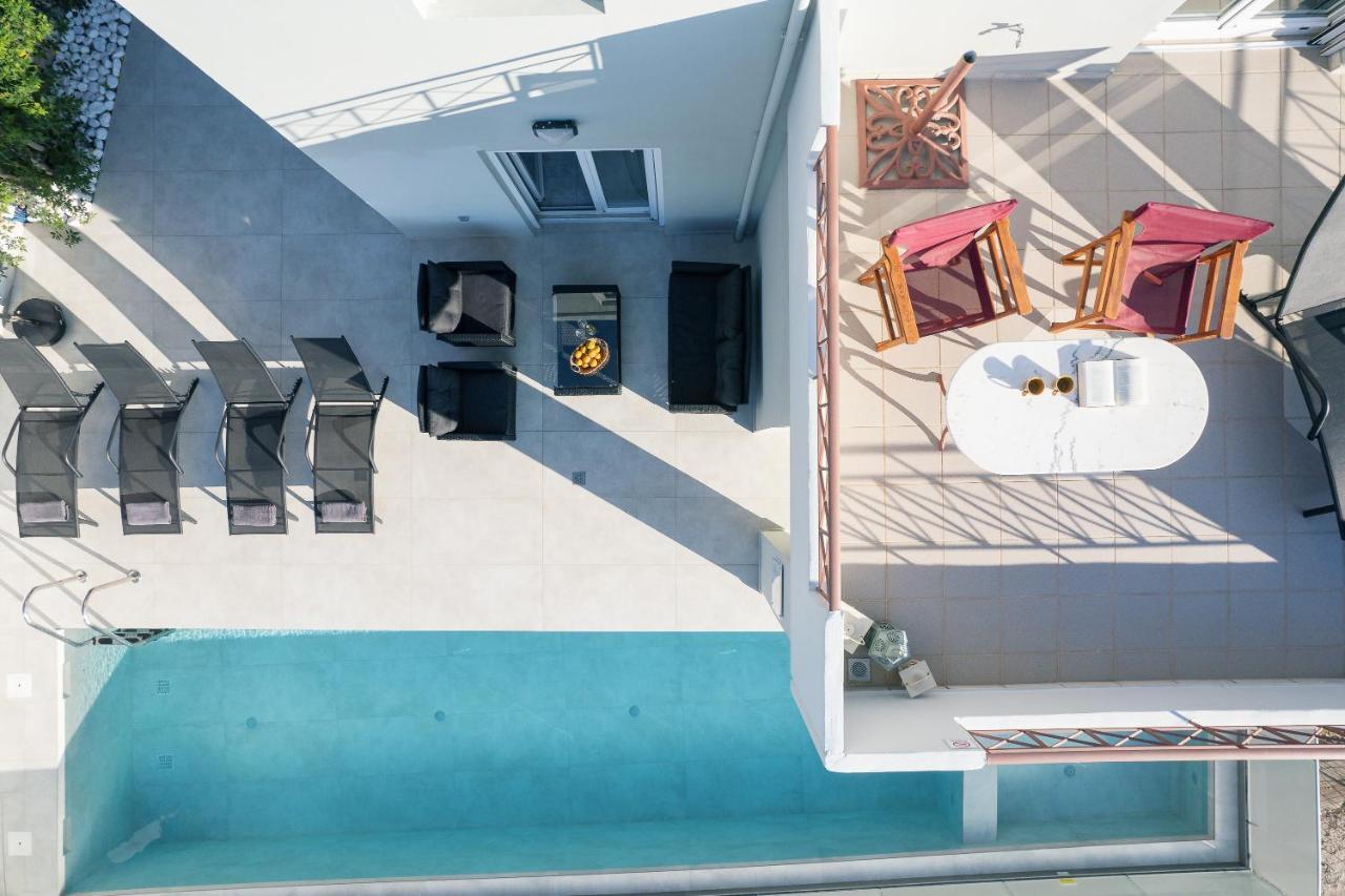 Haroupia Villa *