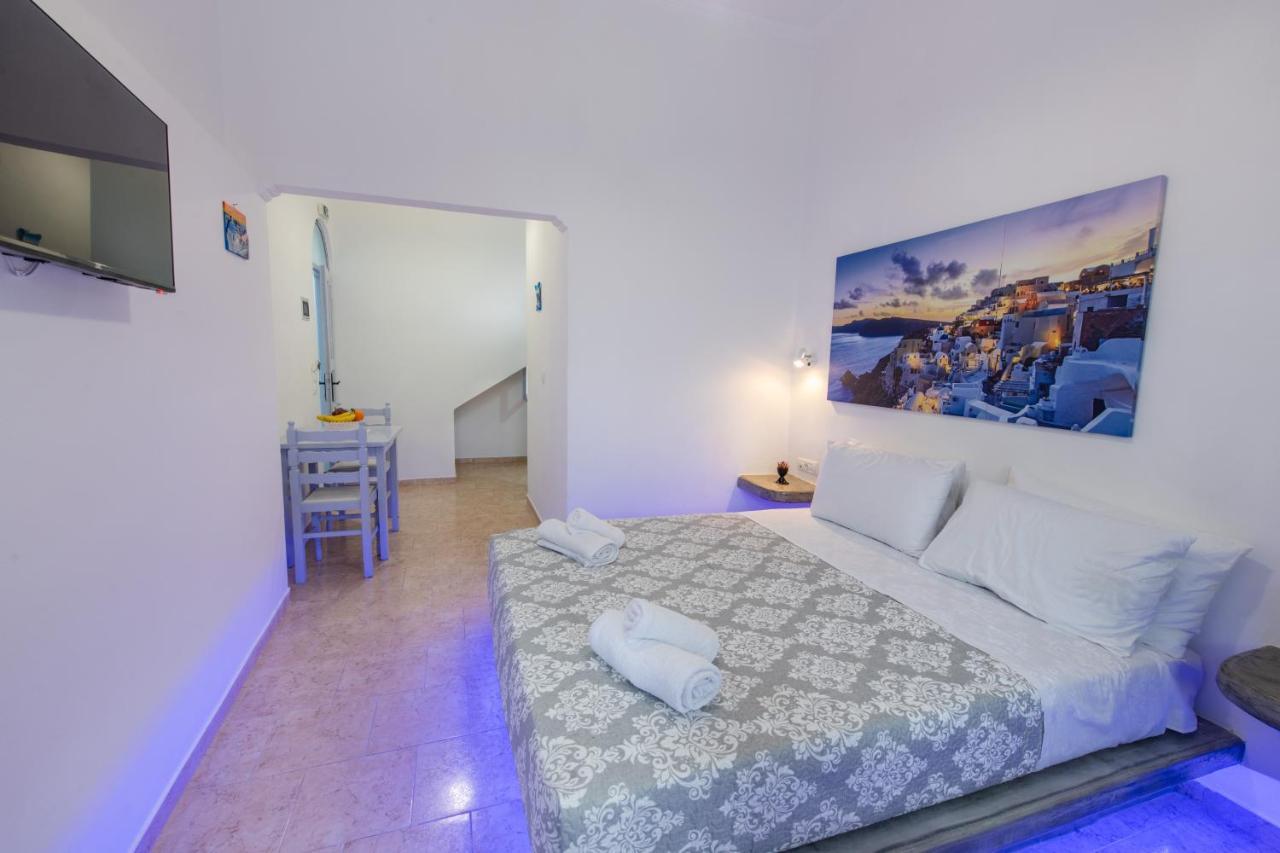 Santorininy * Perissa (Santorini)