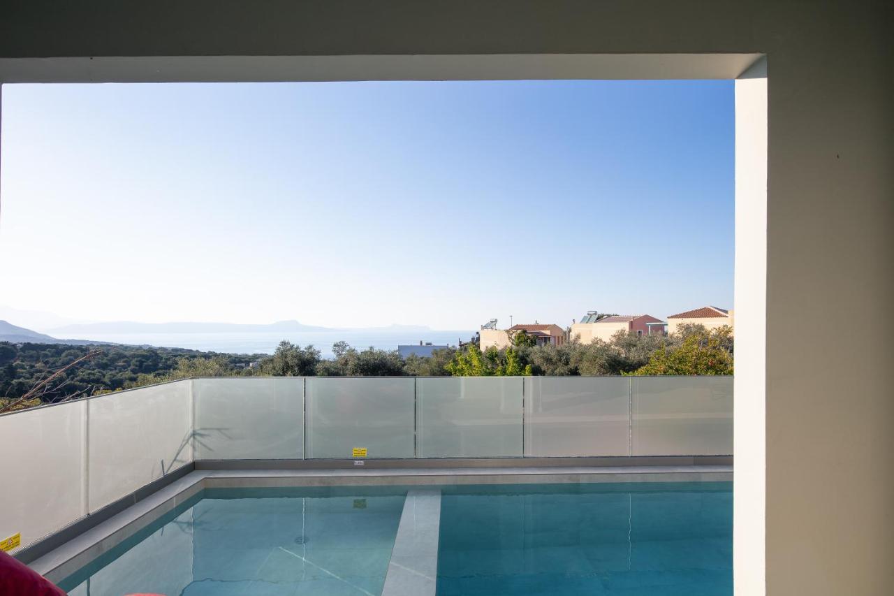 Haroupia Villa *