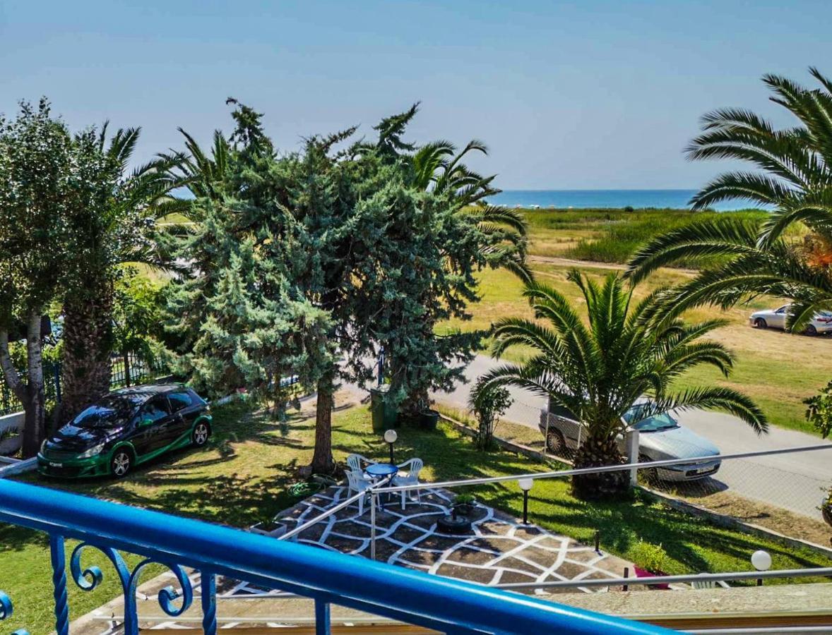Galinis' Sea Front B Nea Kallikrateia