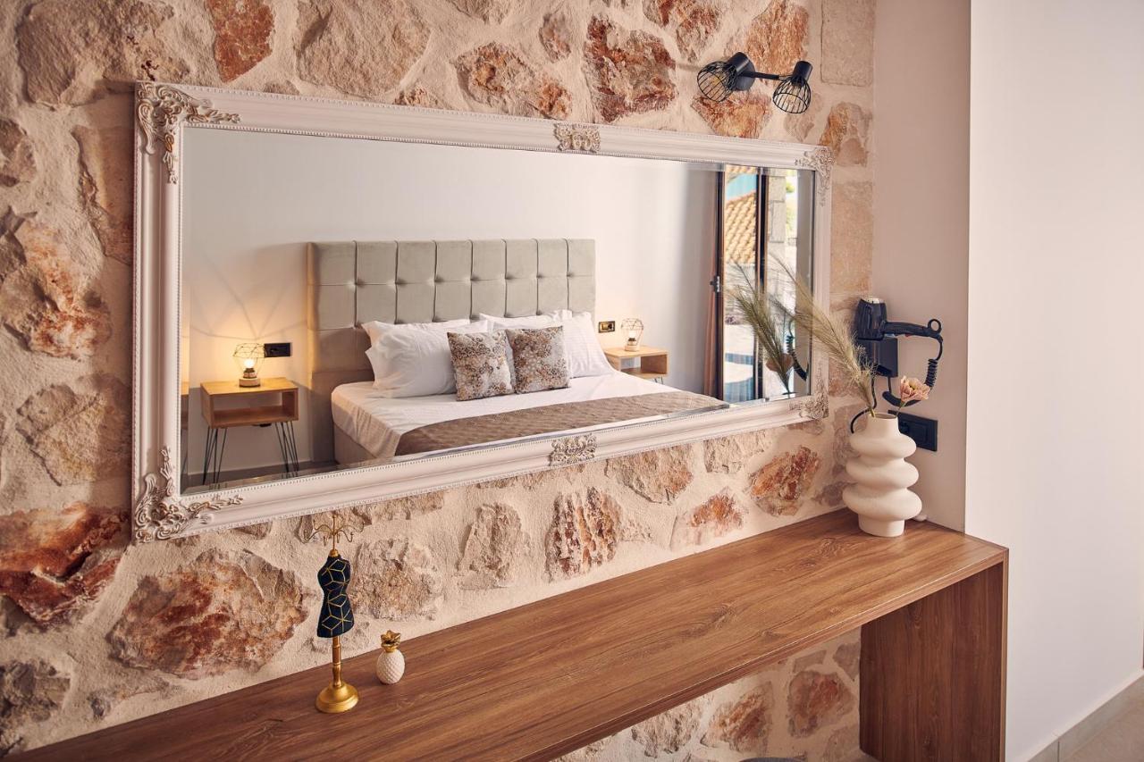 Ioanna Chateau - Luxury Stone