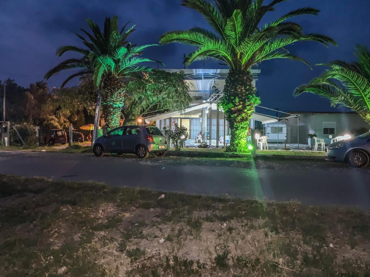 Apartment Galinis' Sea Front B Nea Kallikrateia