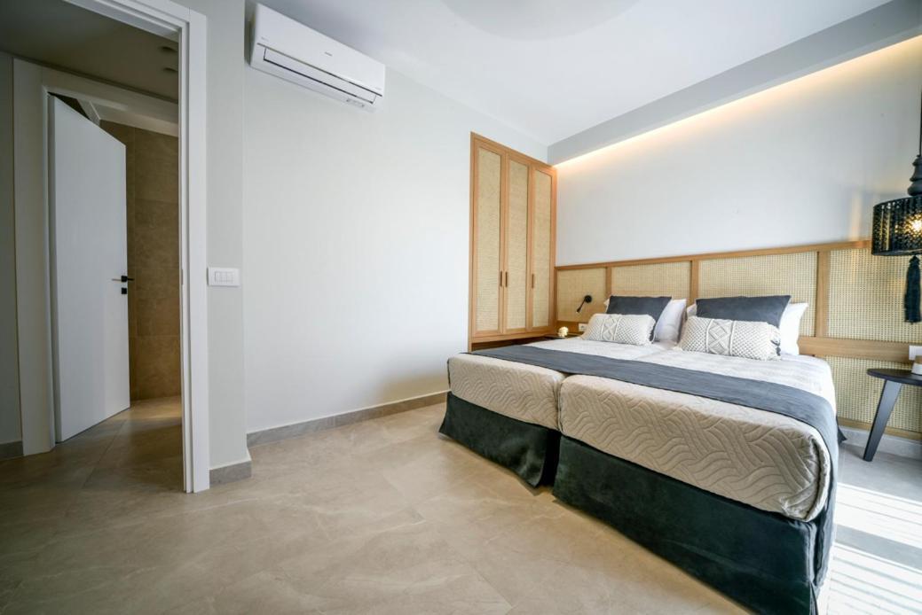 Aparthotel Lenikos