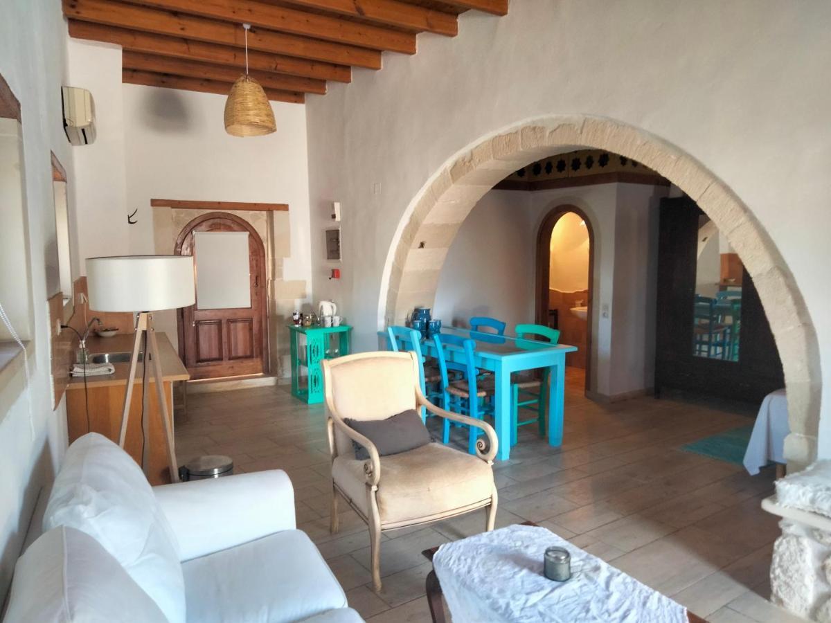 Monastiriako Bed & Breakfast Giannoudi (Crete)