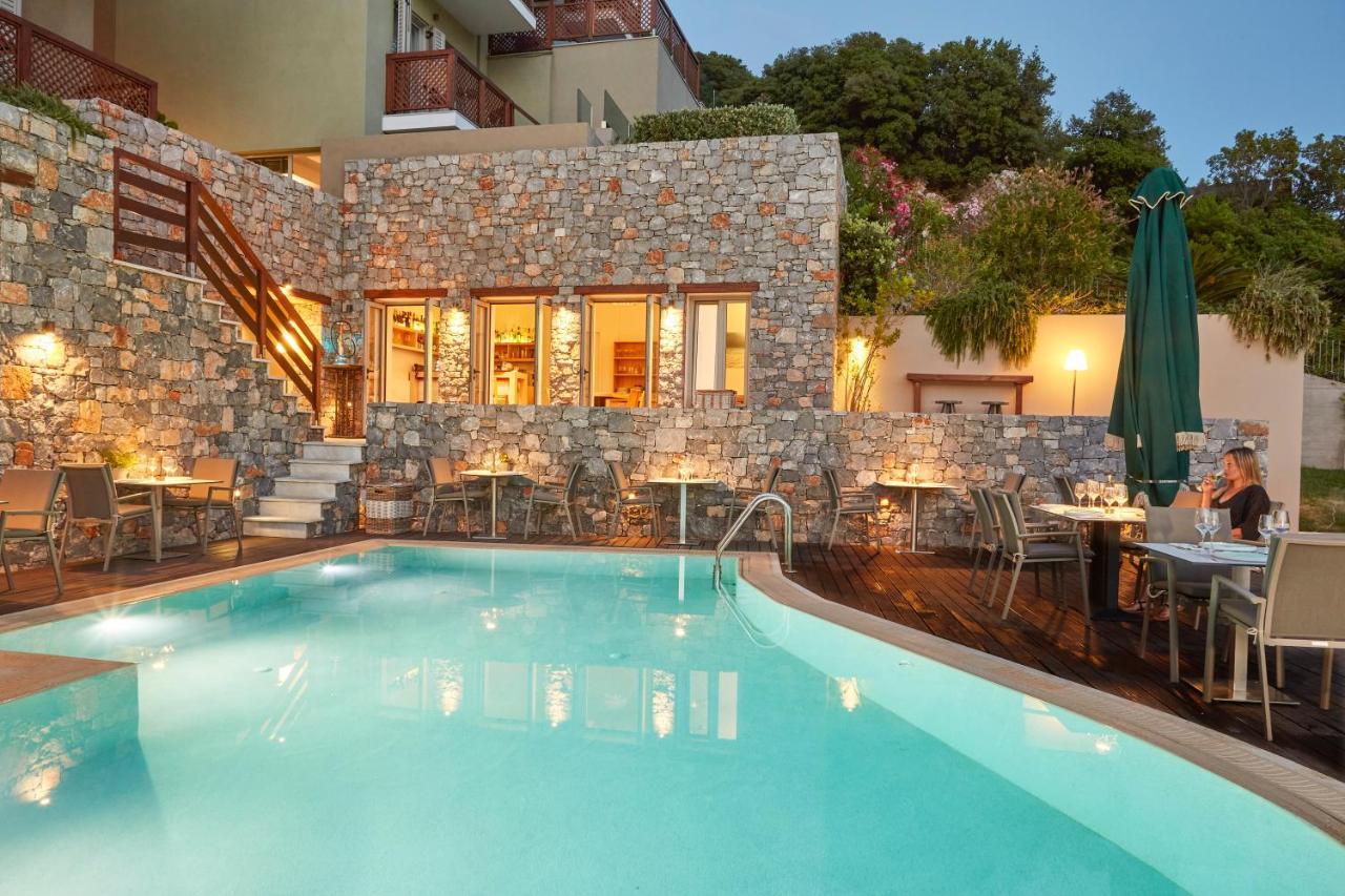 Mystery Luxury 4*
