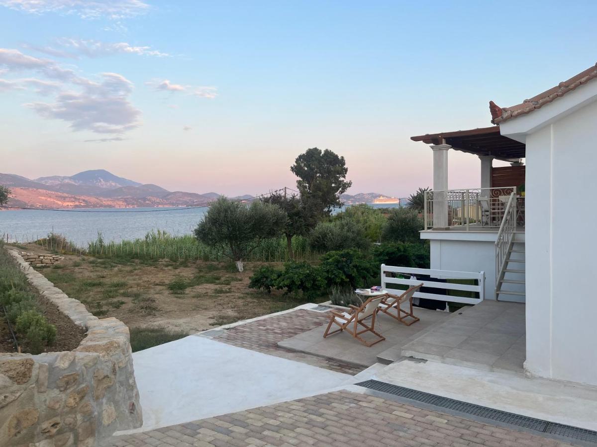 Apollonides Seafront Villa 2 Melete * Lixouri