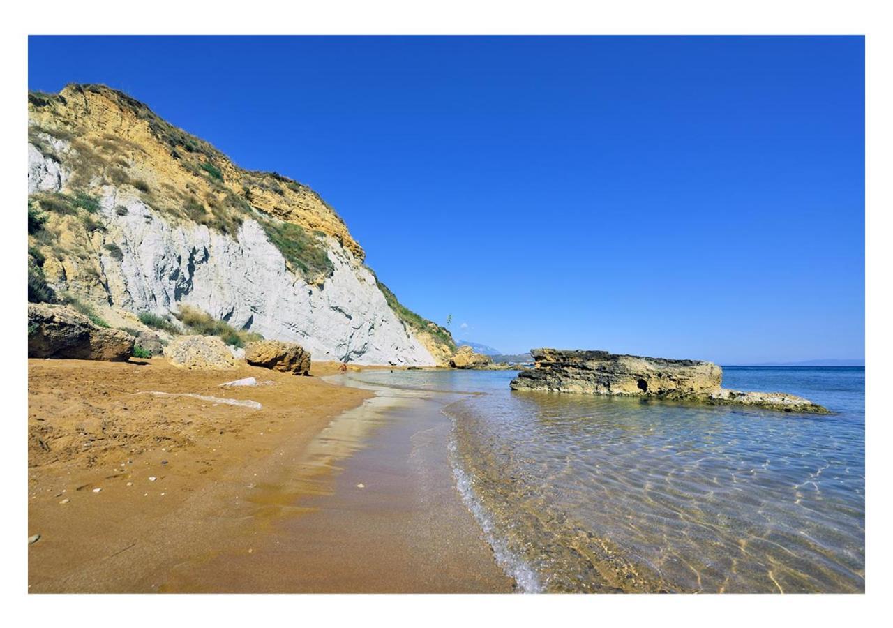Apollonides Seafront Villa 2 Melete Villa Lixouri