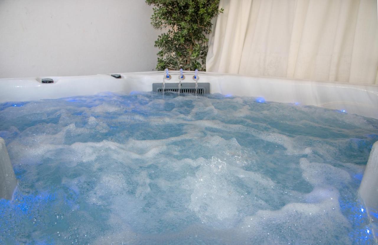 Aparthotel Lucky (adults Only)
