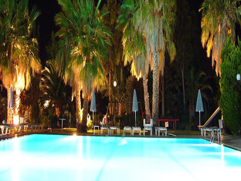 Nina Hotel 3*