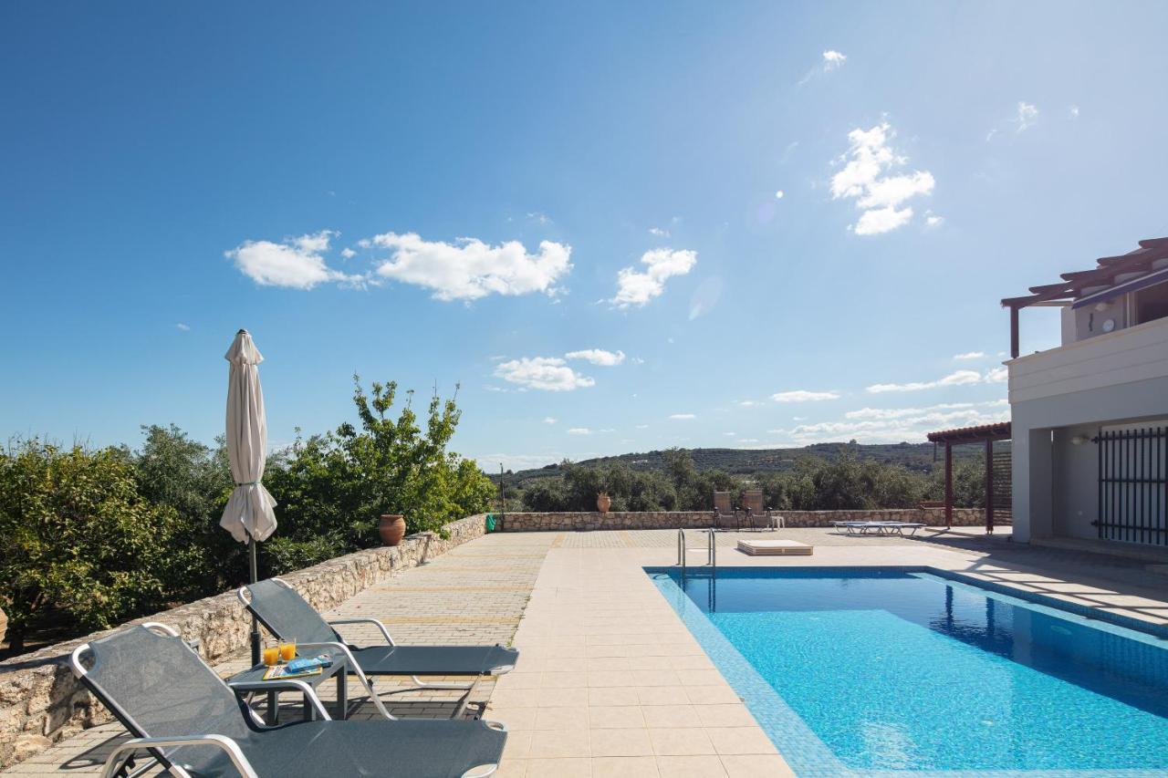 Greek Sky - New Modern With Shared Pool * Tavronitis (Crete)