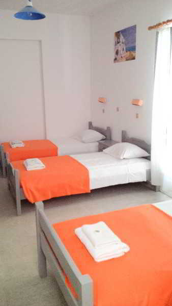Monolithos Hotel 2*