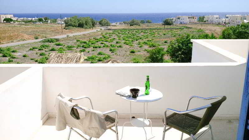 Monolithos Hotel 2* Monolithos (Santorini)