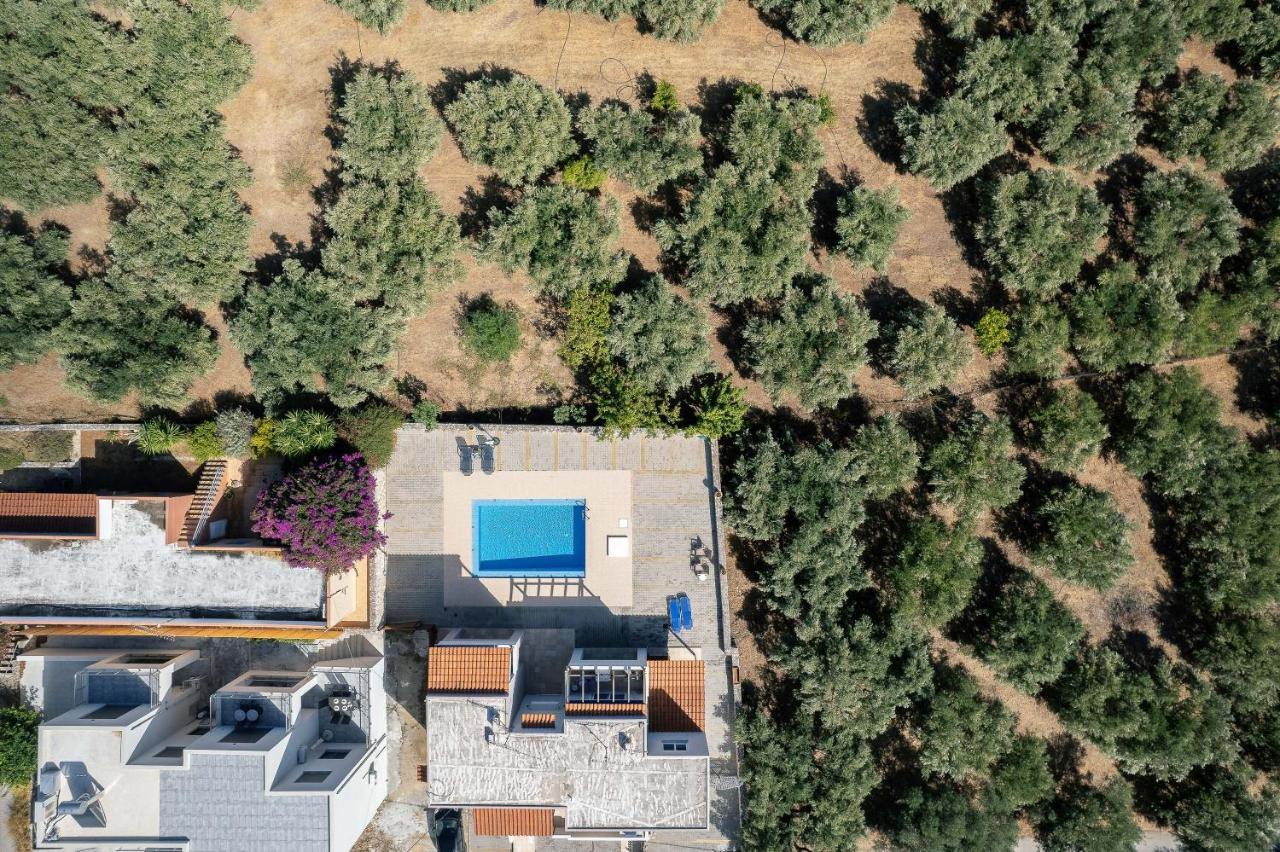 Greek Sky - New Modern With Shared Pool