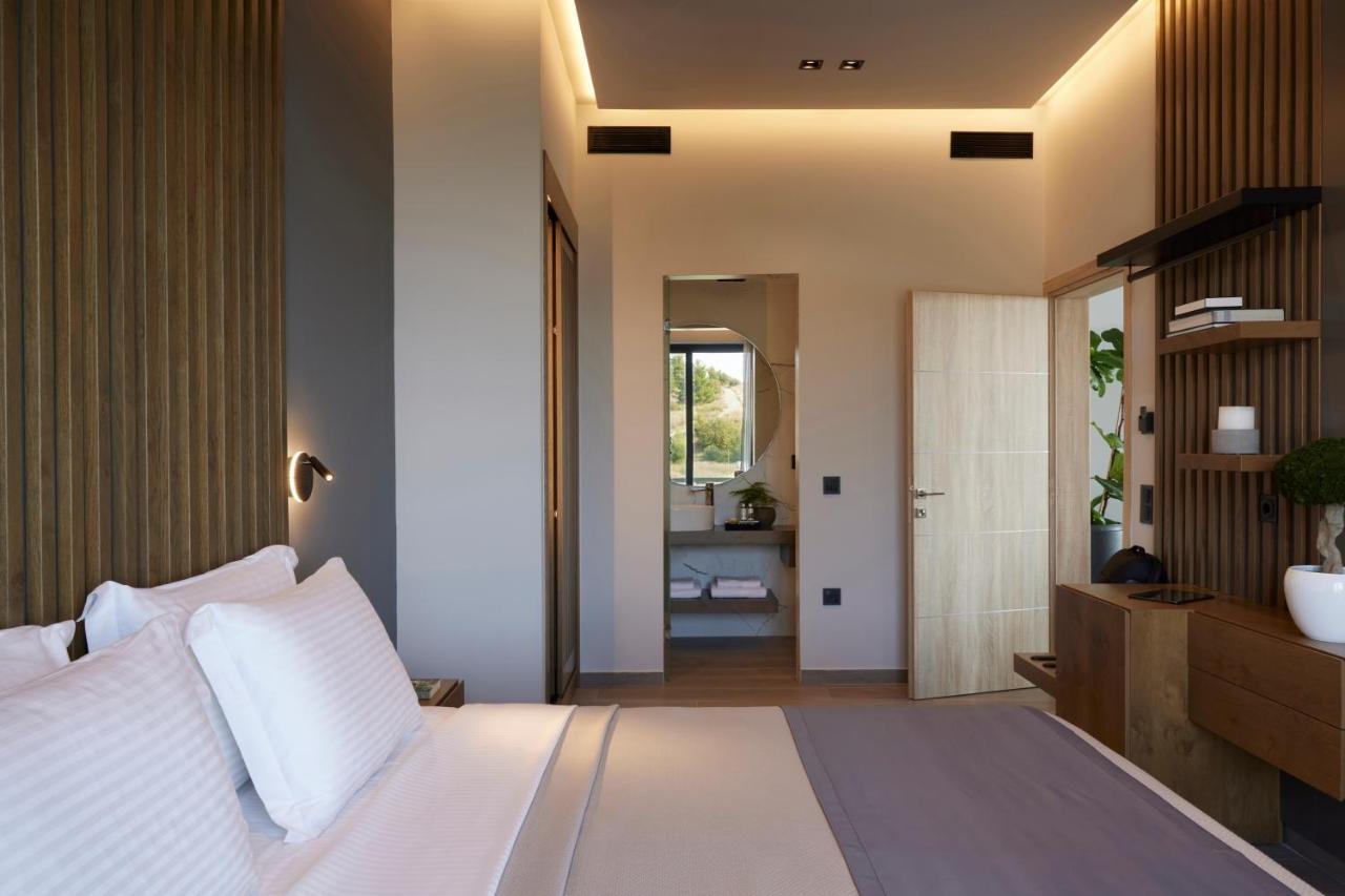 Omnia - Luxury Bound On Earth Villa