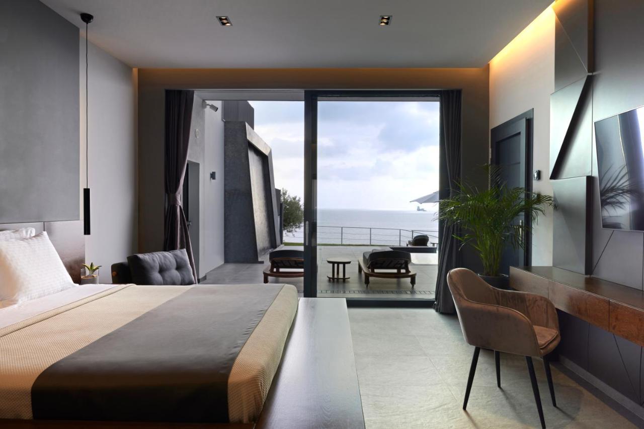 Omnia - Luxury Bound On Earth Villa Nea Moudania