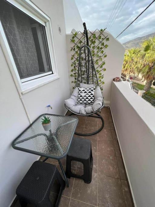 Edem First Floor Apartment Perivolos (Santorini)