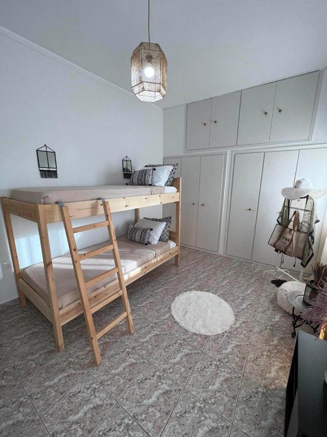 Edem First Floor Perivolos (Santorini)