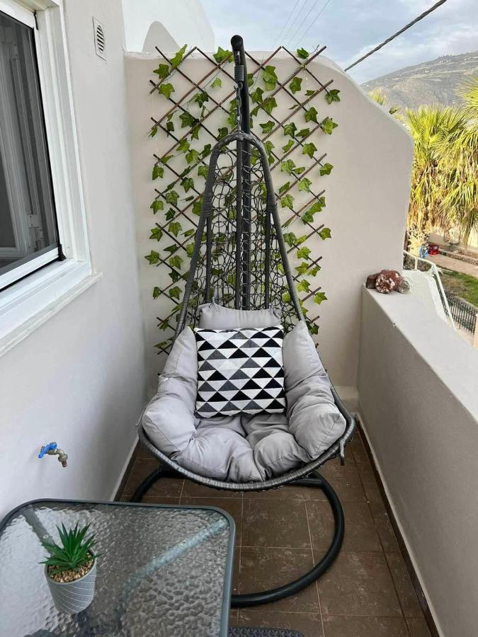 Apartment Edem First Floor Perivolos (Santorini)